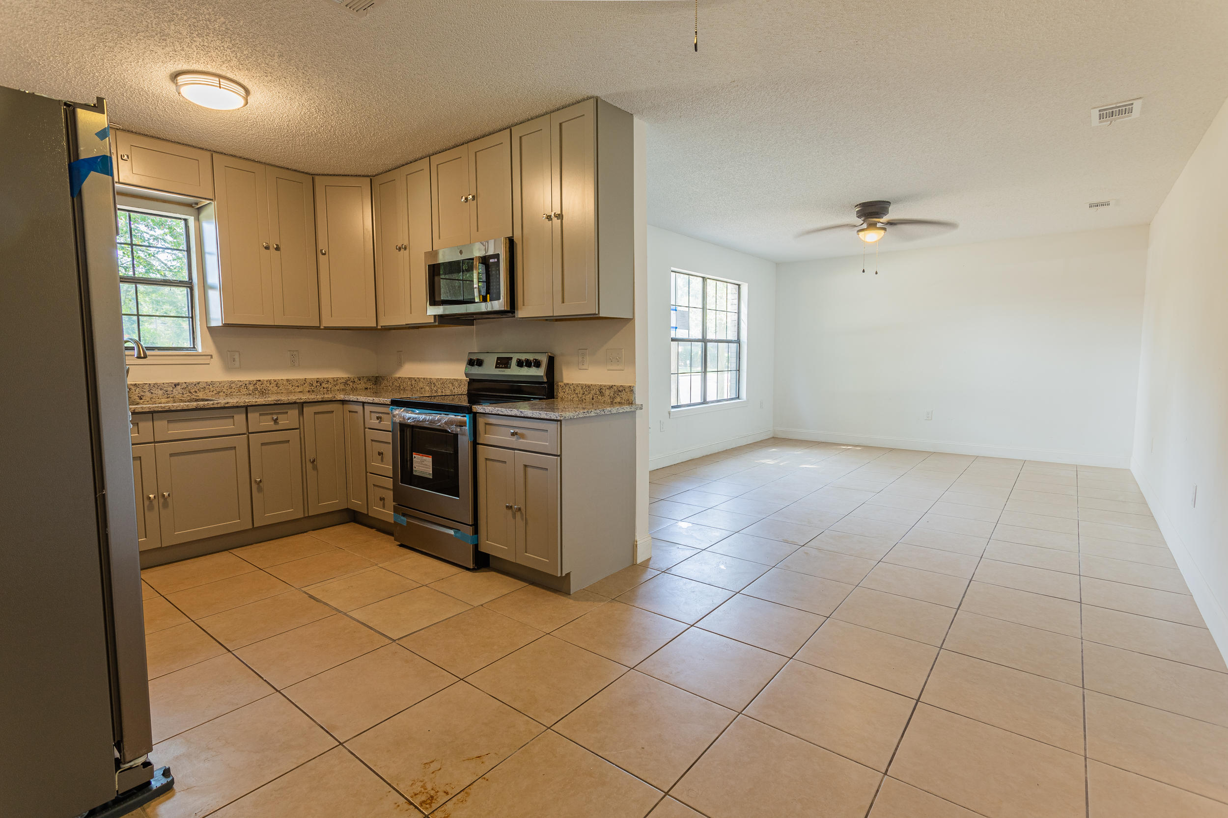 CRESTVIEW - Residential