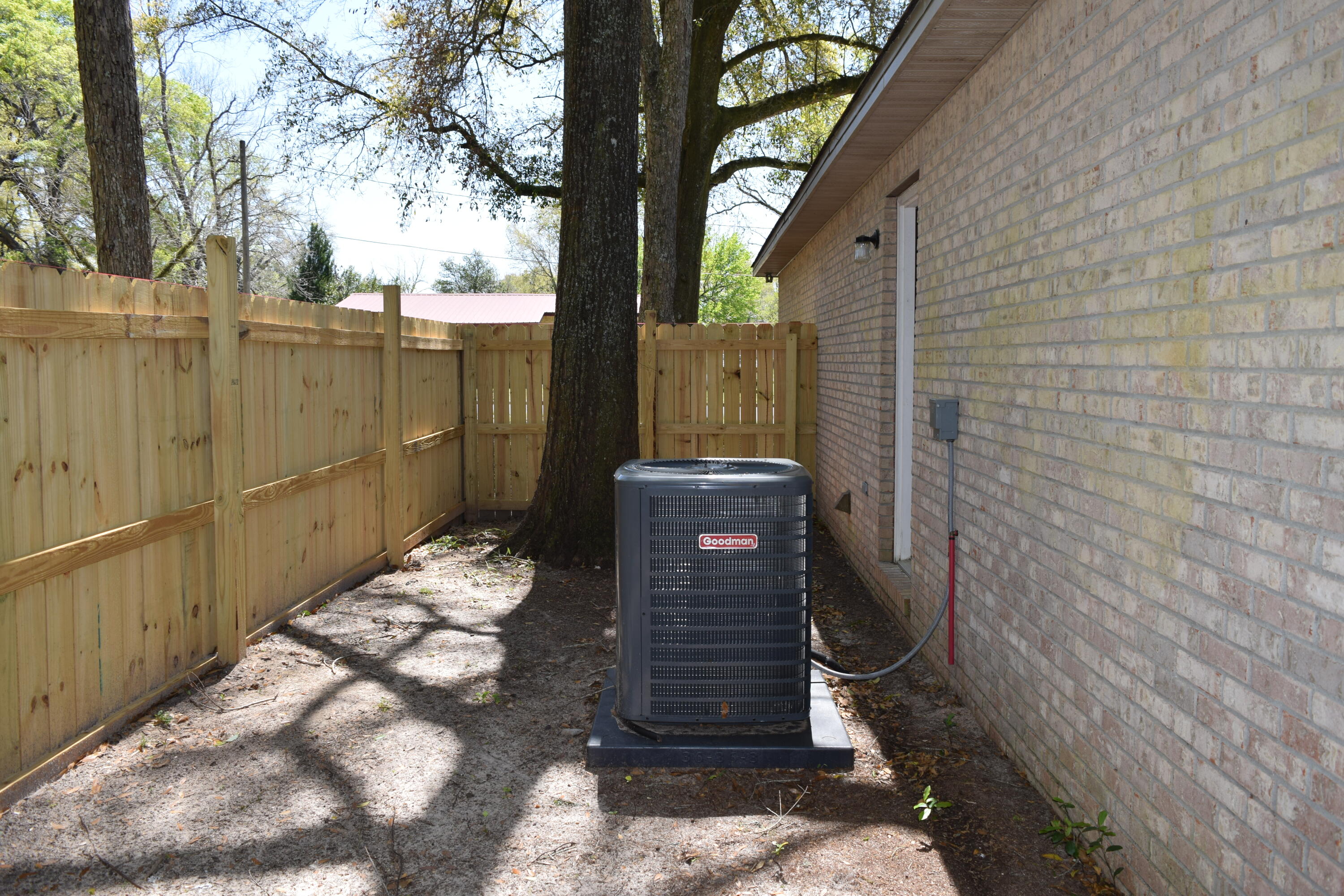 CRESTVIEW - Residential