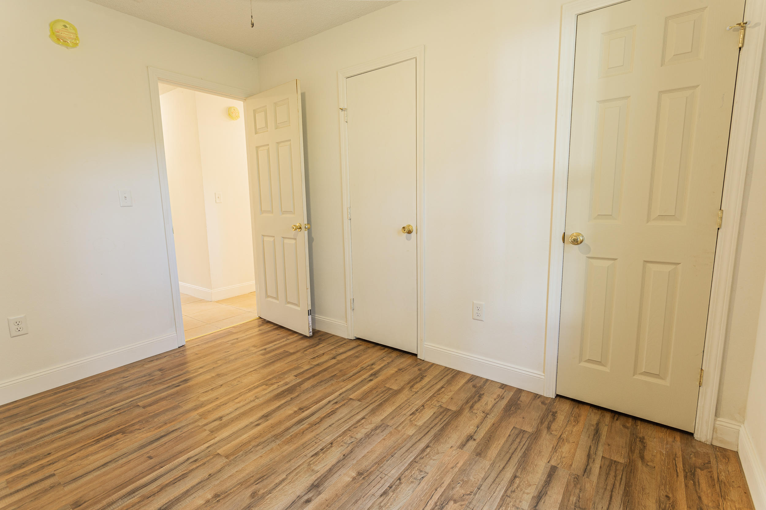 CRESTVIEW - Residential