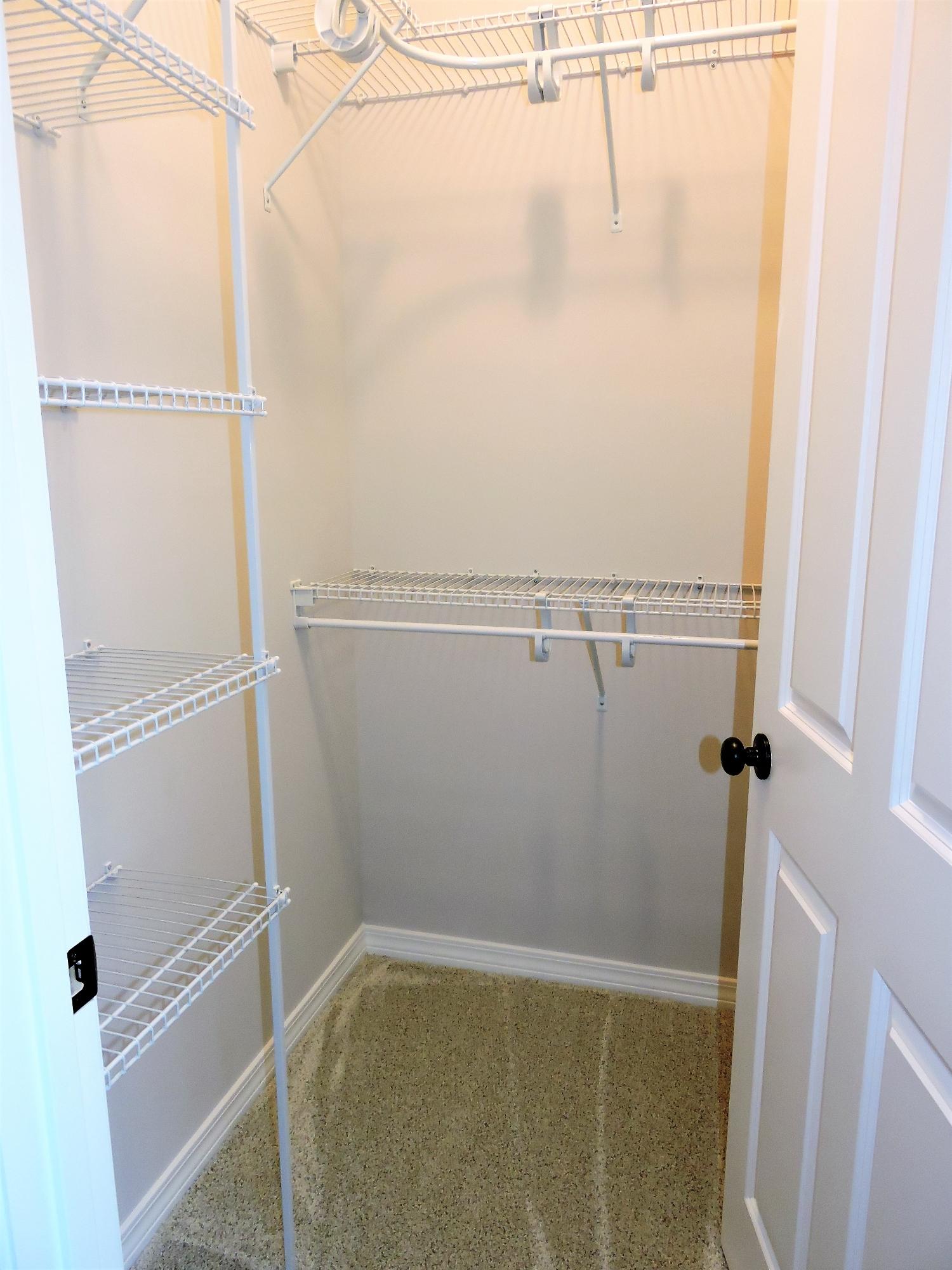 VALPARISO P/C #6 LOTS 6 & 7 BLK 82 - Residential