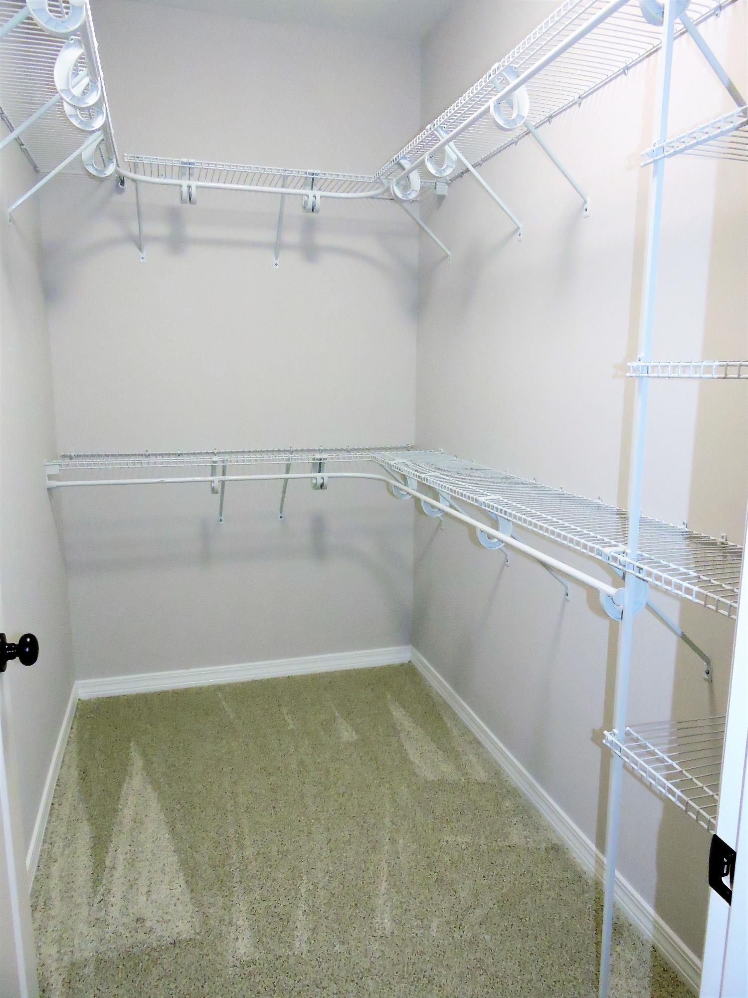 VALPARISO P/C #6 LOTS 6 & 7 BLK 82 - Residential