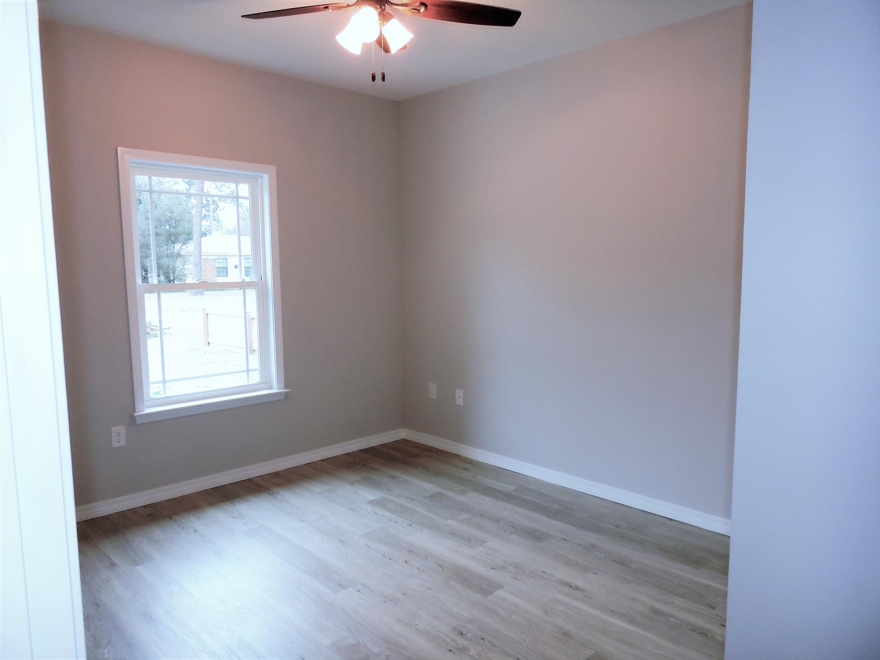 VALPARISO P/C #6 LOTS 6 & 7 BLK 82 - Residential