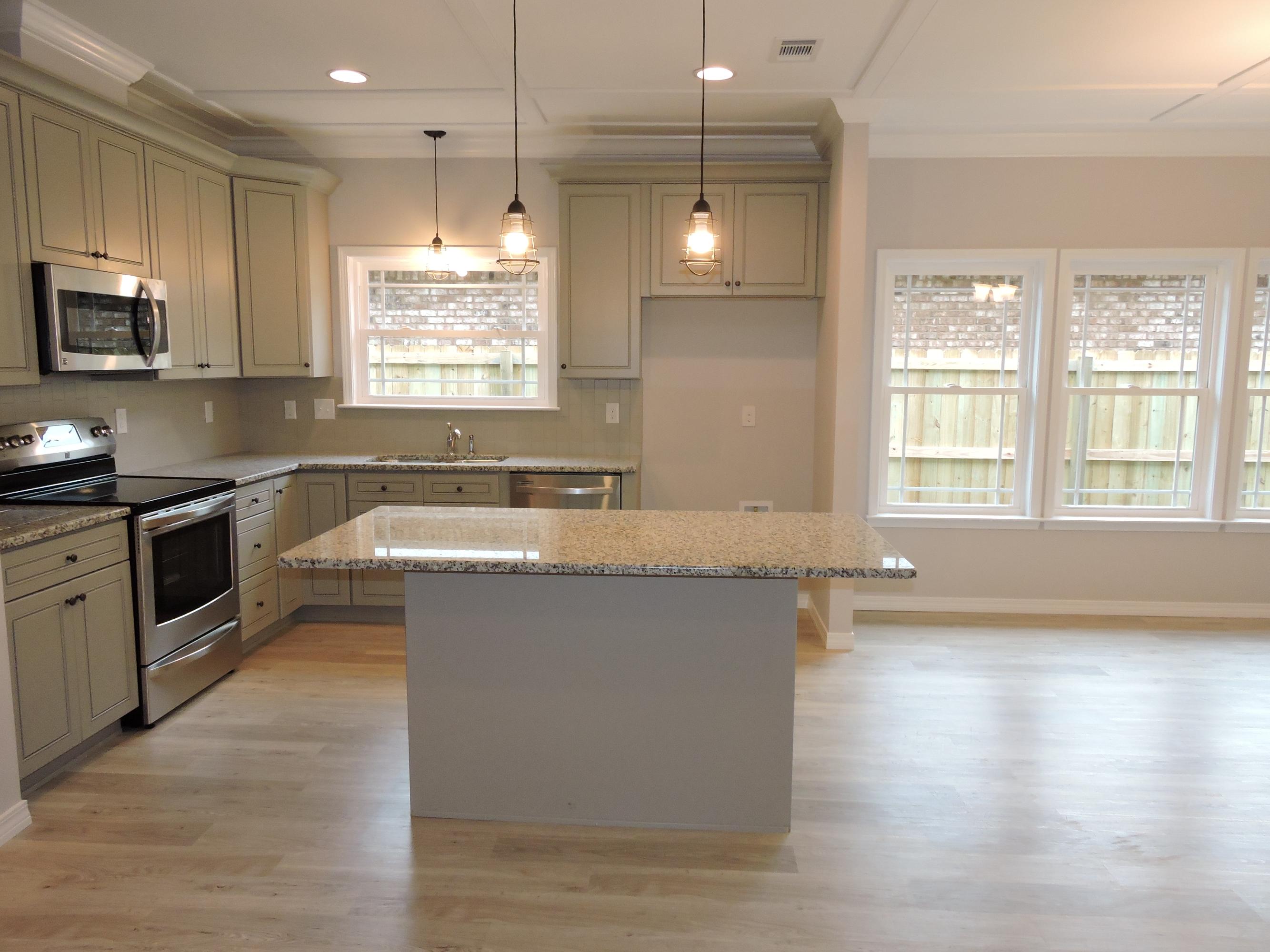 VALPARISO P/C #6 LOTS 6 & 7 BLK 82 - Residential