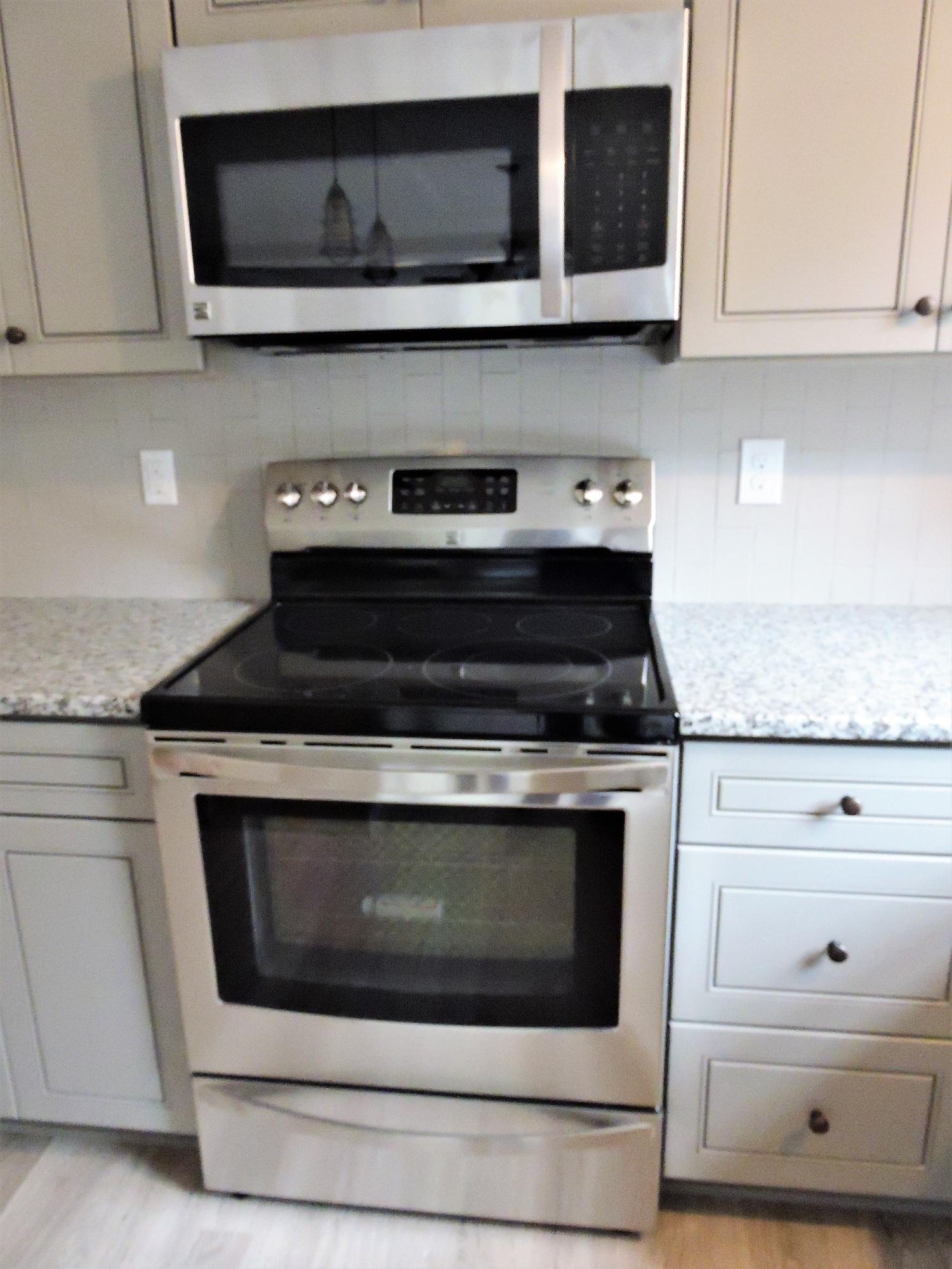 VALPARISO P/C #6 LOTS 6 & 7 BLK 82 - Residential