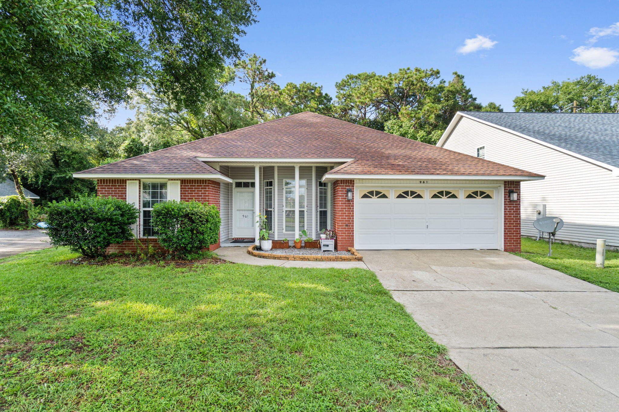 HUNTERS RUN S/D - Residential