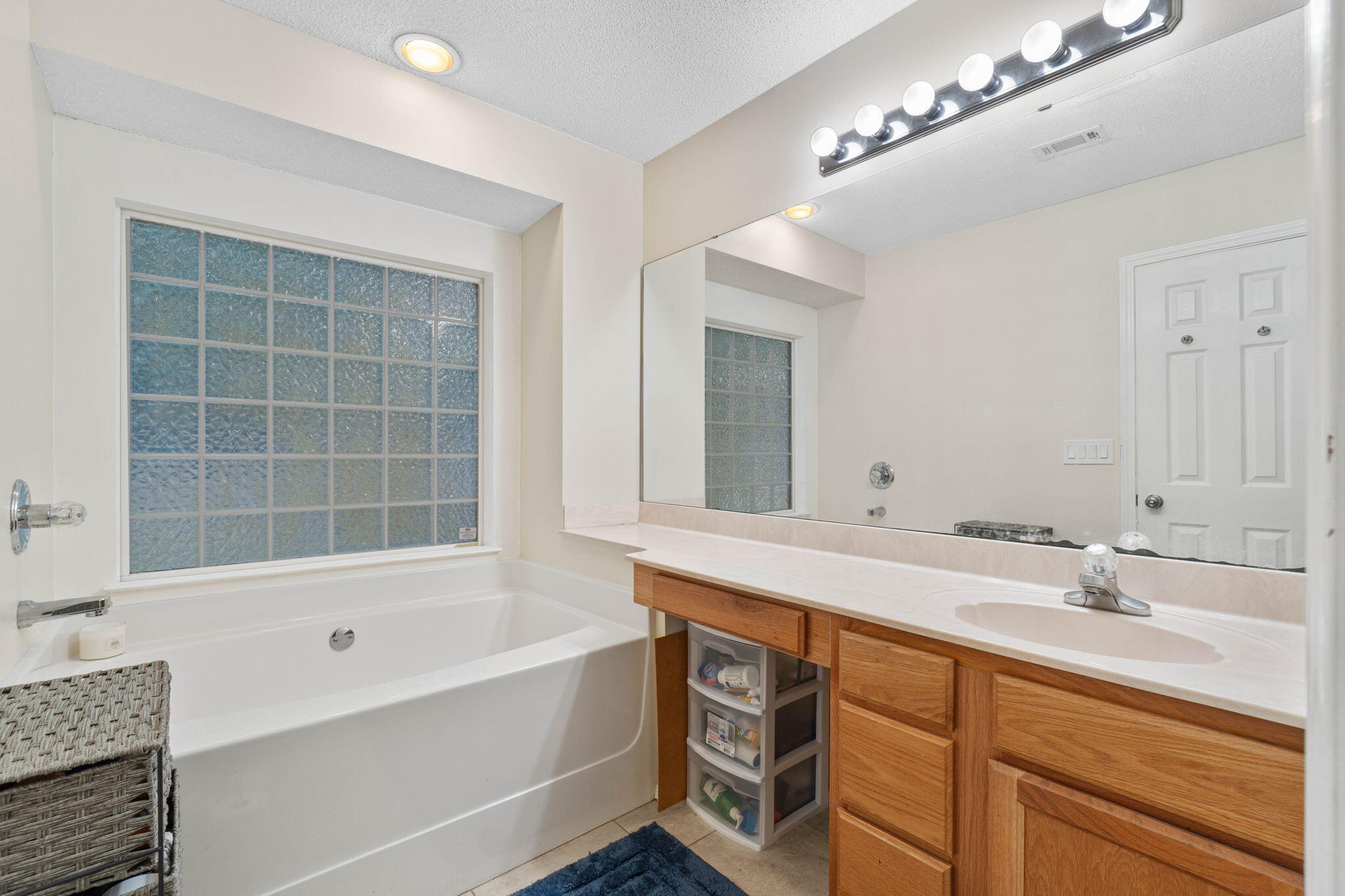 HUNTERS RUN S/D - Residential