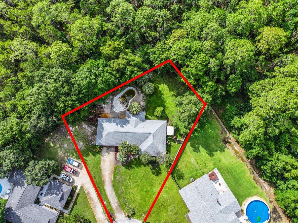 BAY WOODS - Residential