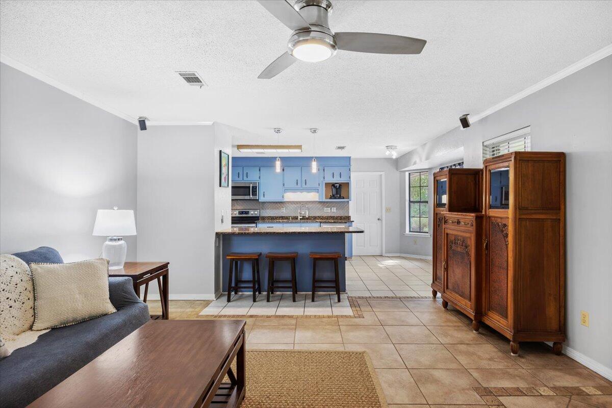 BAY WOODS - Residential