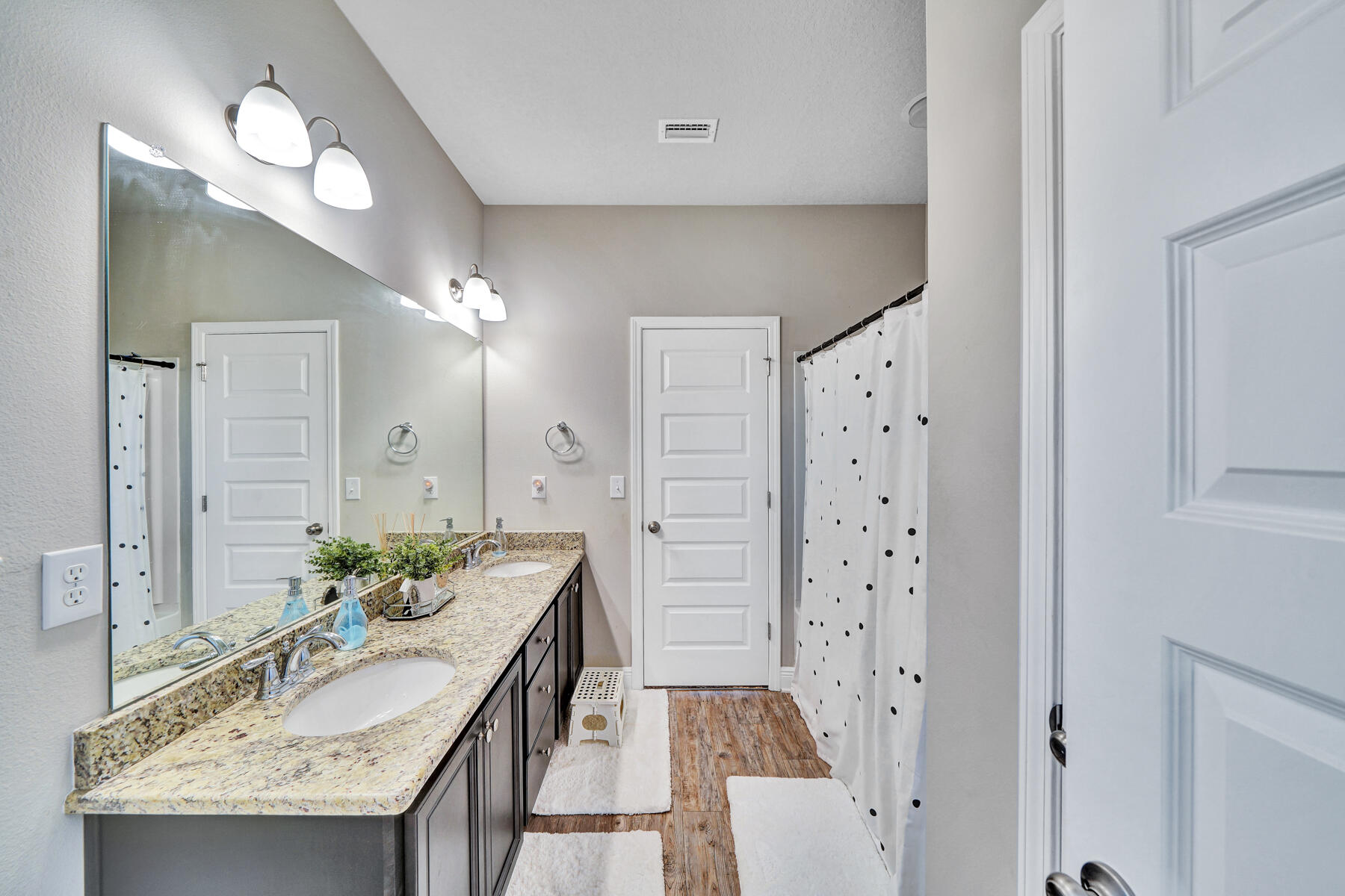 TREASURE ISLE ESTATES - Residential