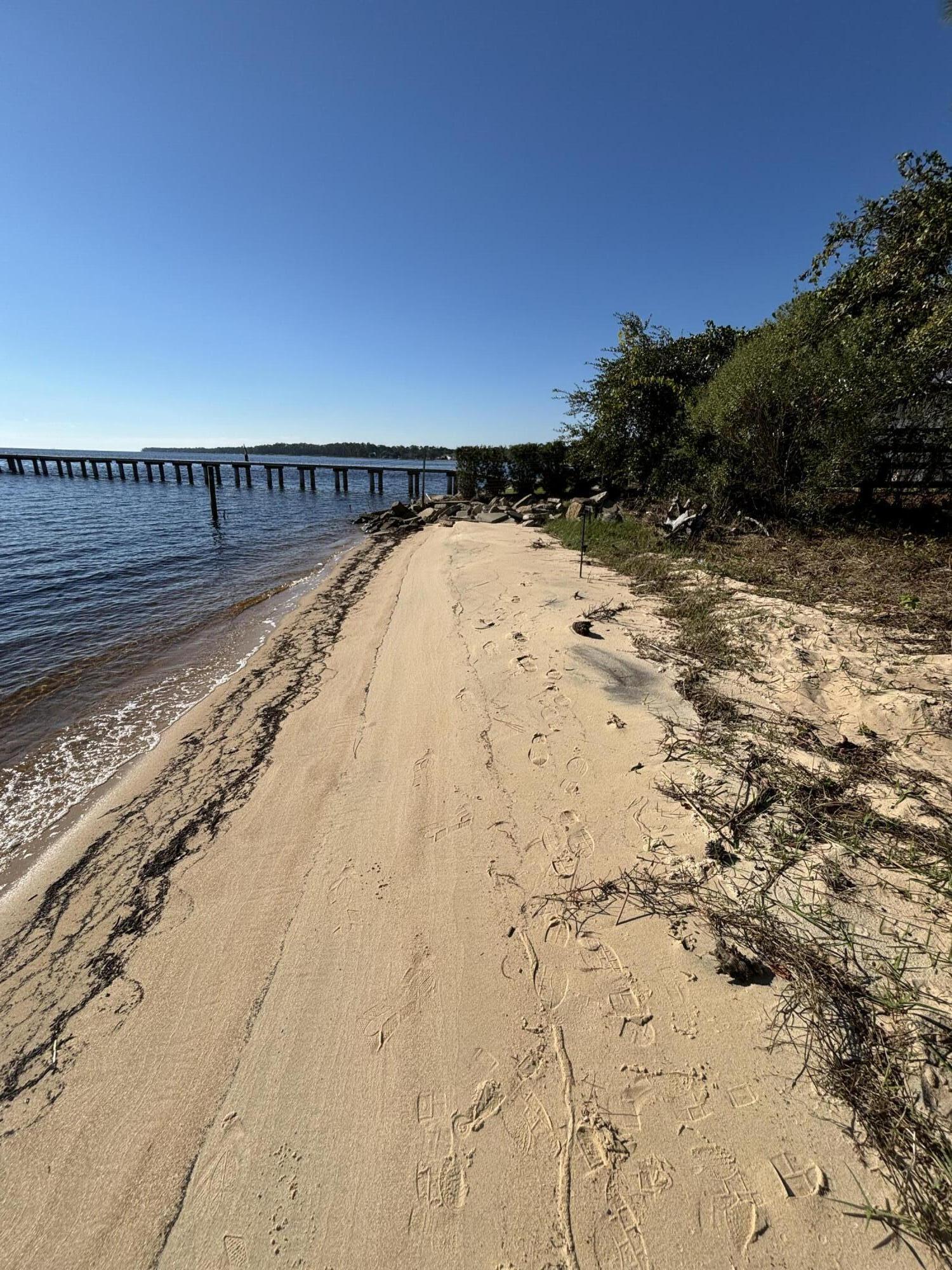 Basin Bayou - Land