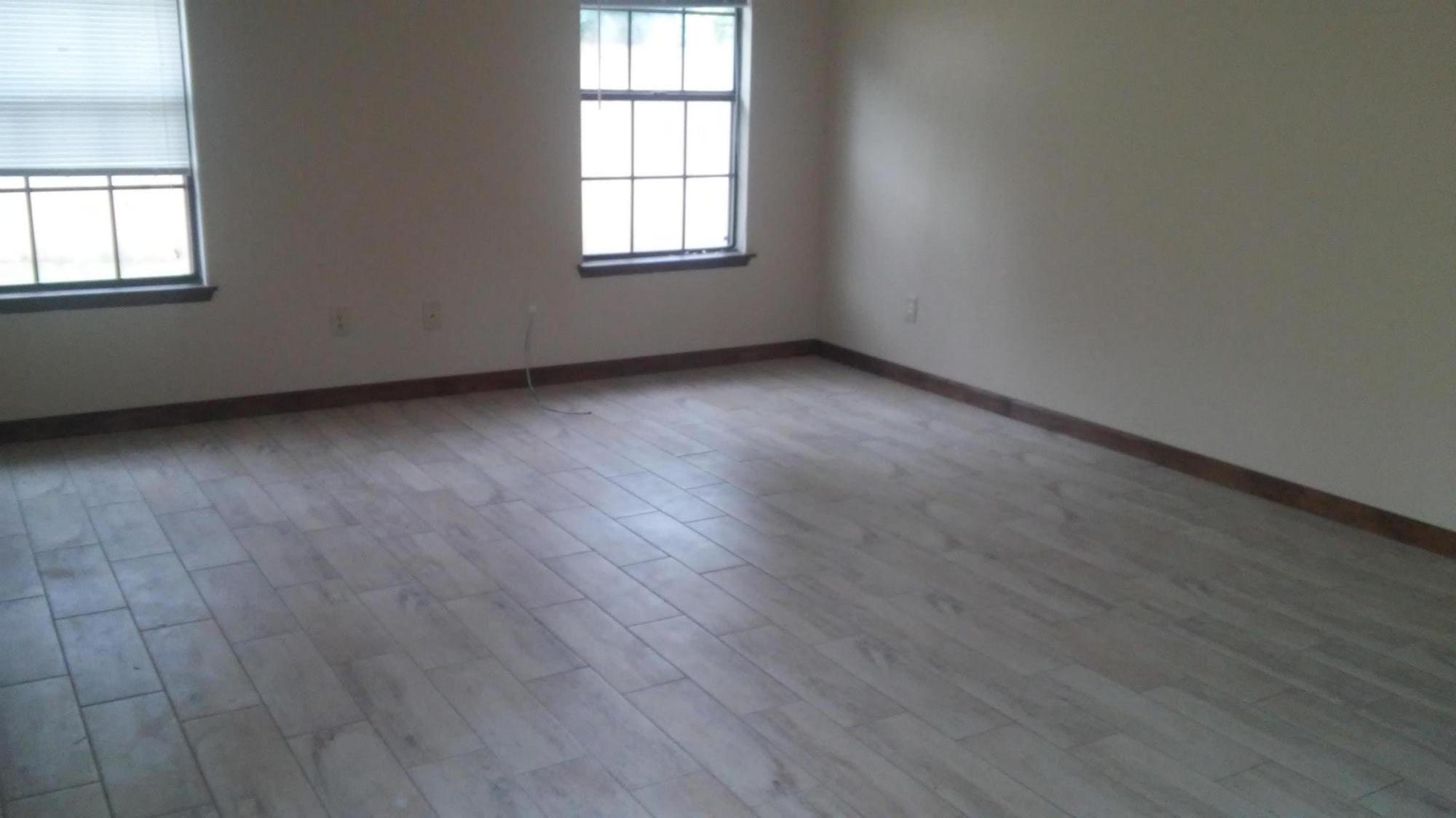 HIDDEN TRAILS PH 1 - Residential Lease