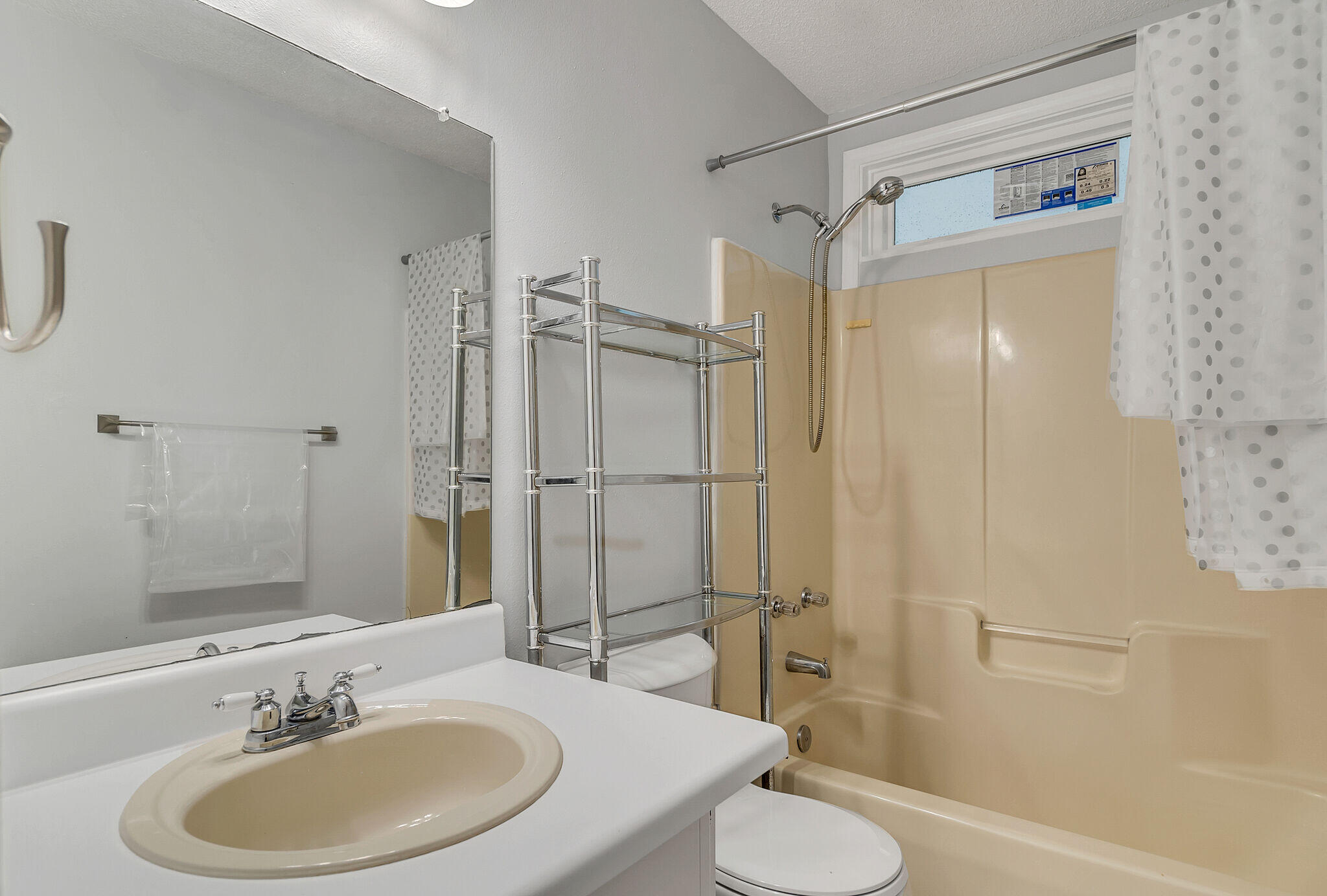 SANDY RIDGE ESTATES - Residential Lease