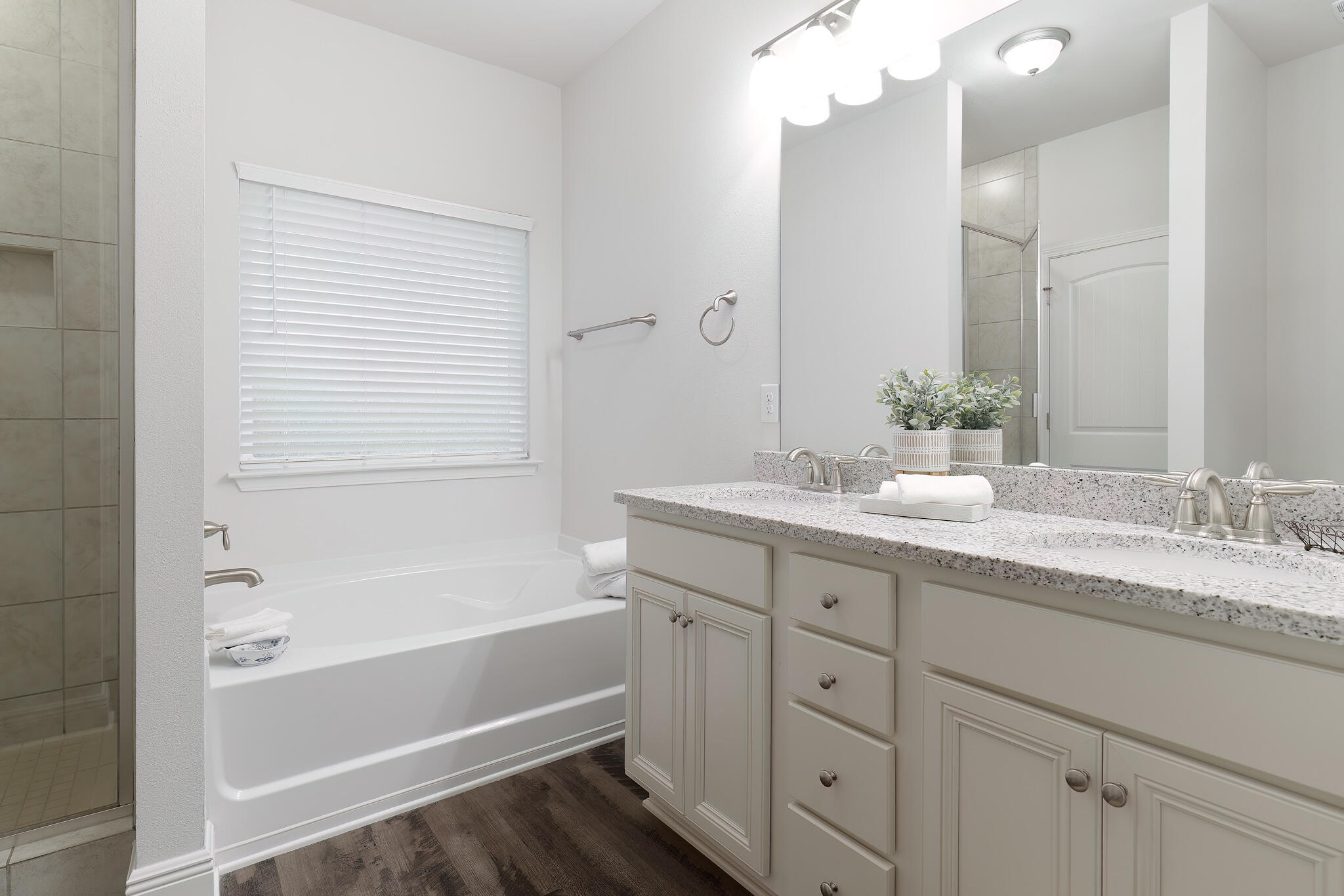 HAMMOCK BAY - CENTRAL PARK - Residential