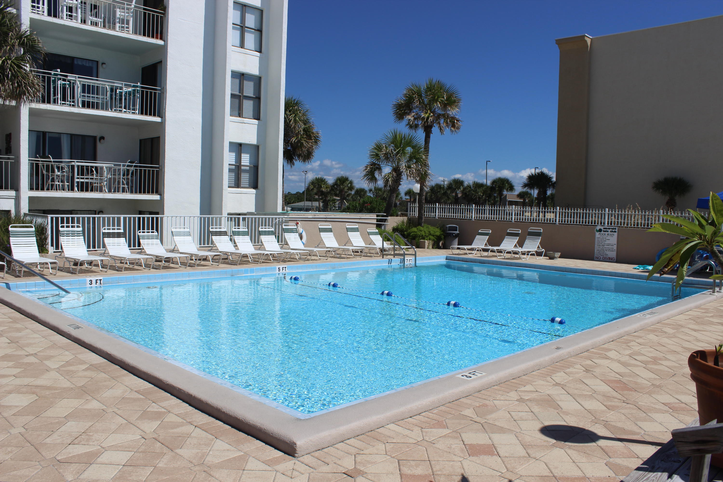 EMERALD ISLE - Residential