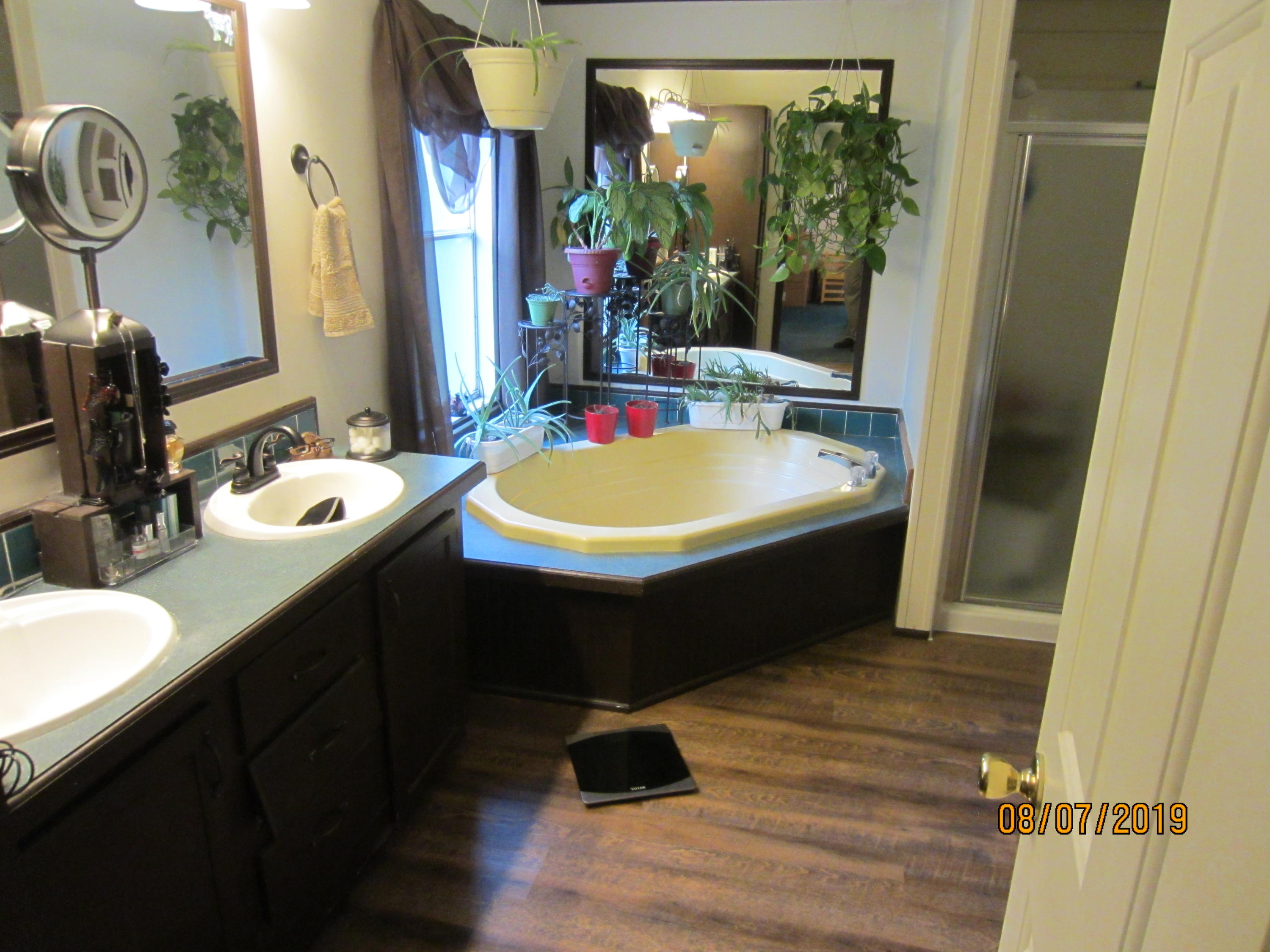 TOWN OF SANTA ROSA - Residential