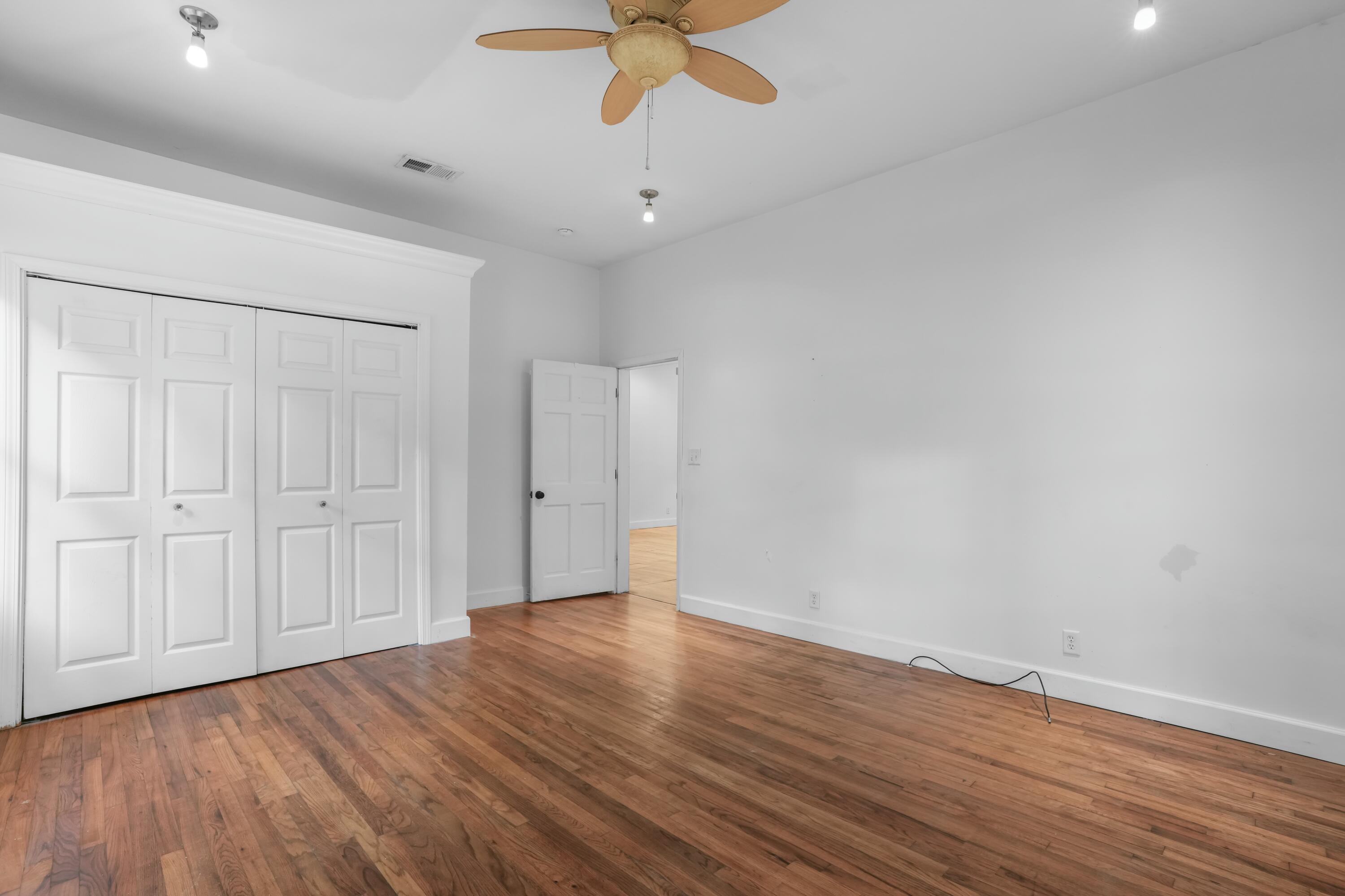 METES & BOUNDS - Residential Lease