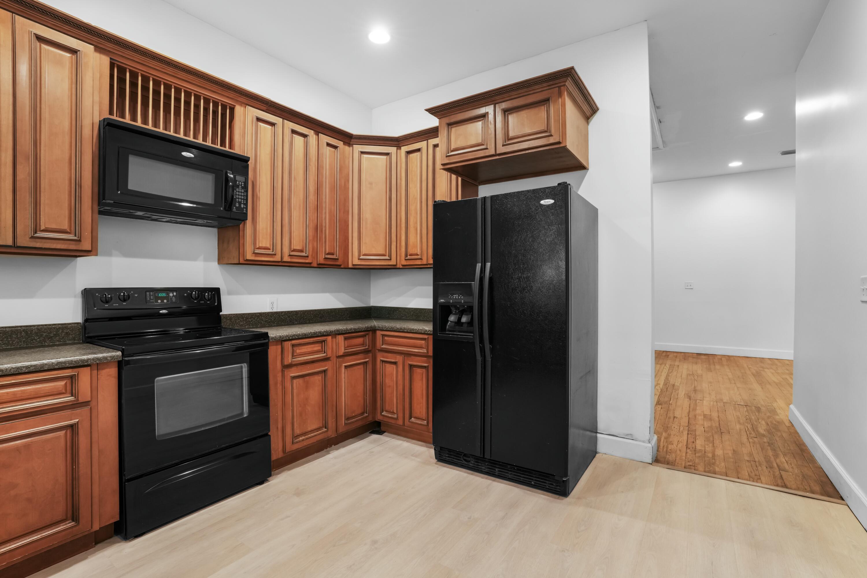 METES & BOUNDS - Residential Lease