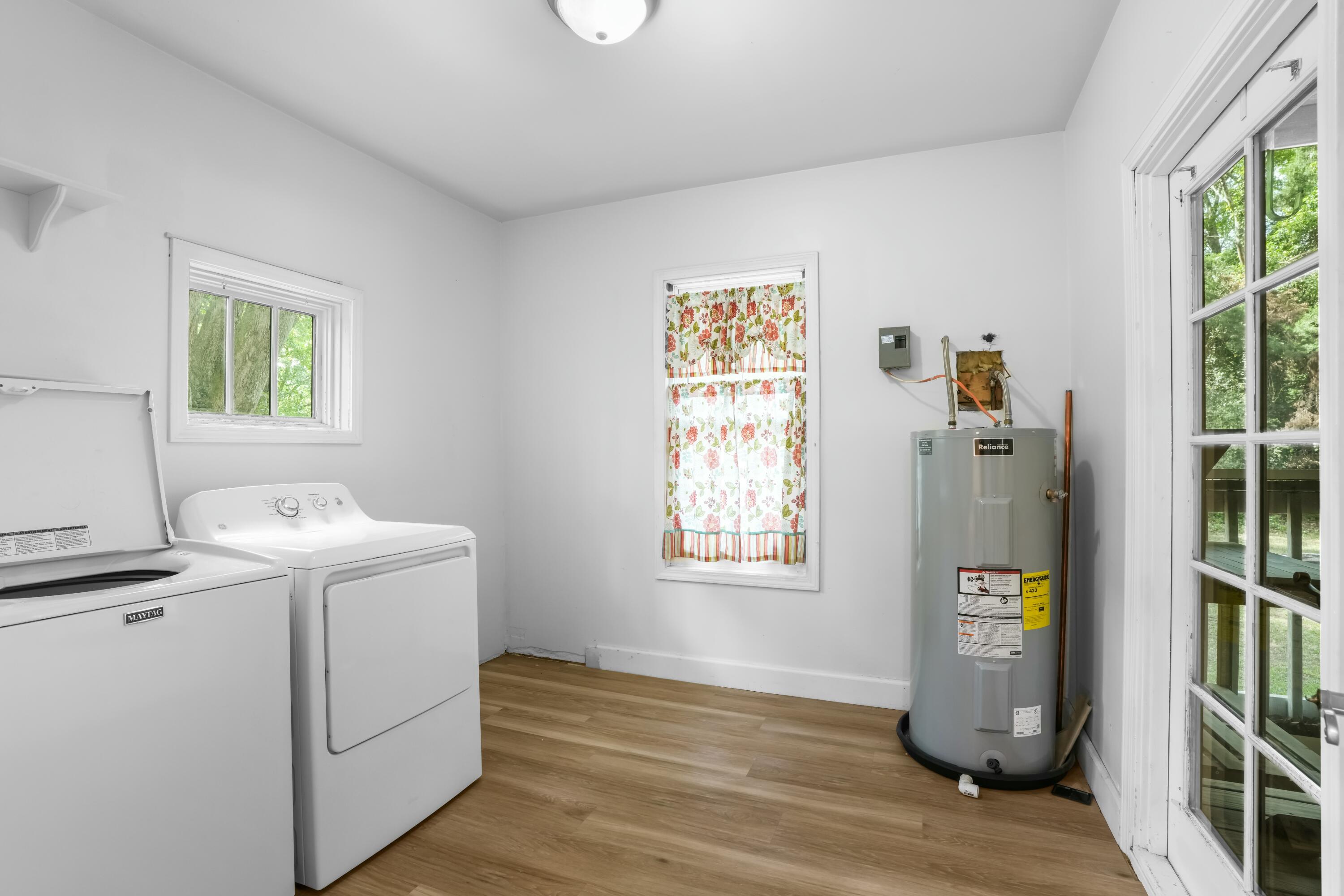 METES & BOUNDS - Residential Lease