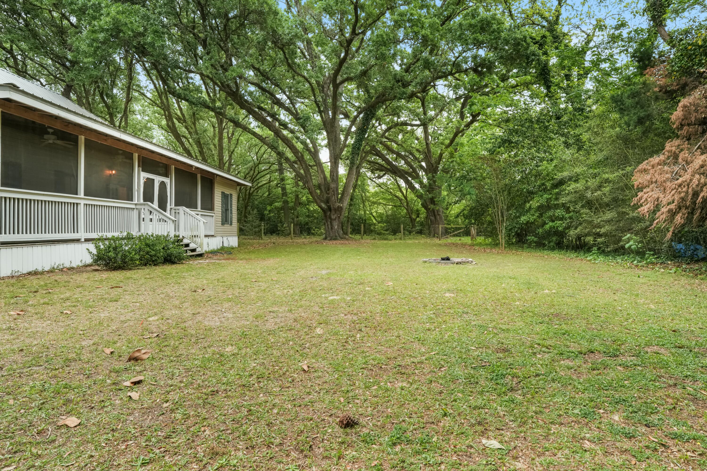 METES & BOUNDS - Residential Lease