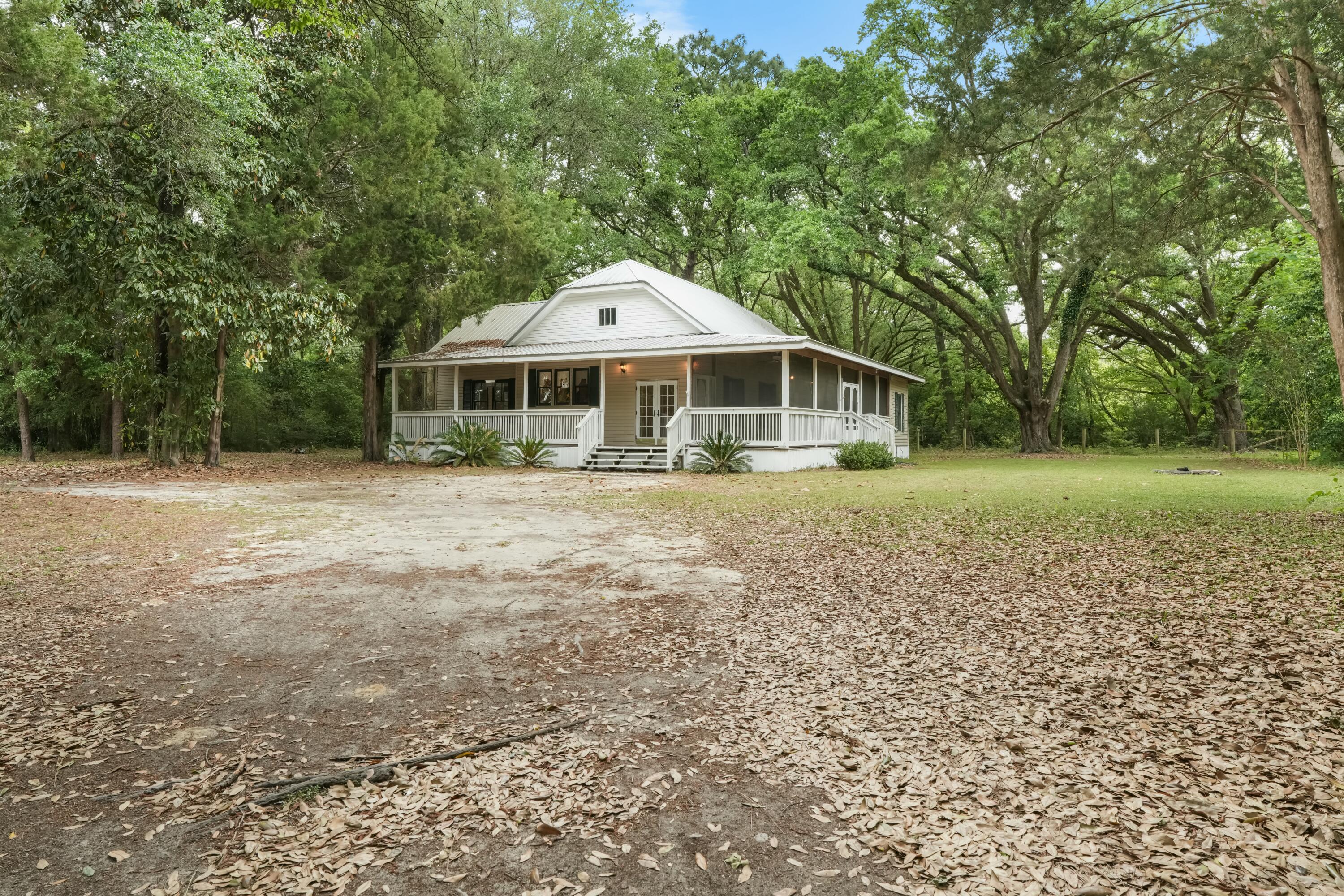 METES & BOUNDS - Residential Lease