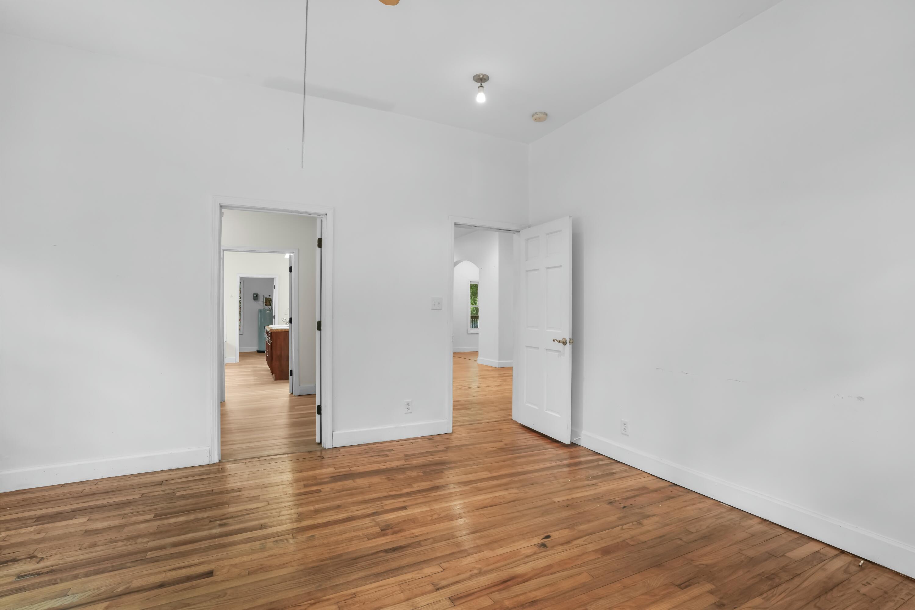 METES & BOUNDS - Residential Lease