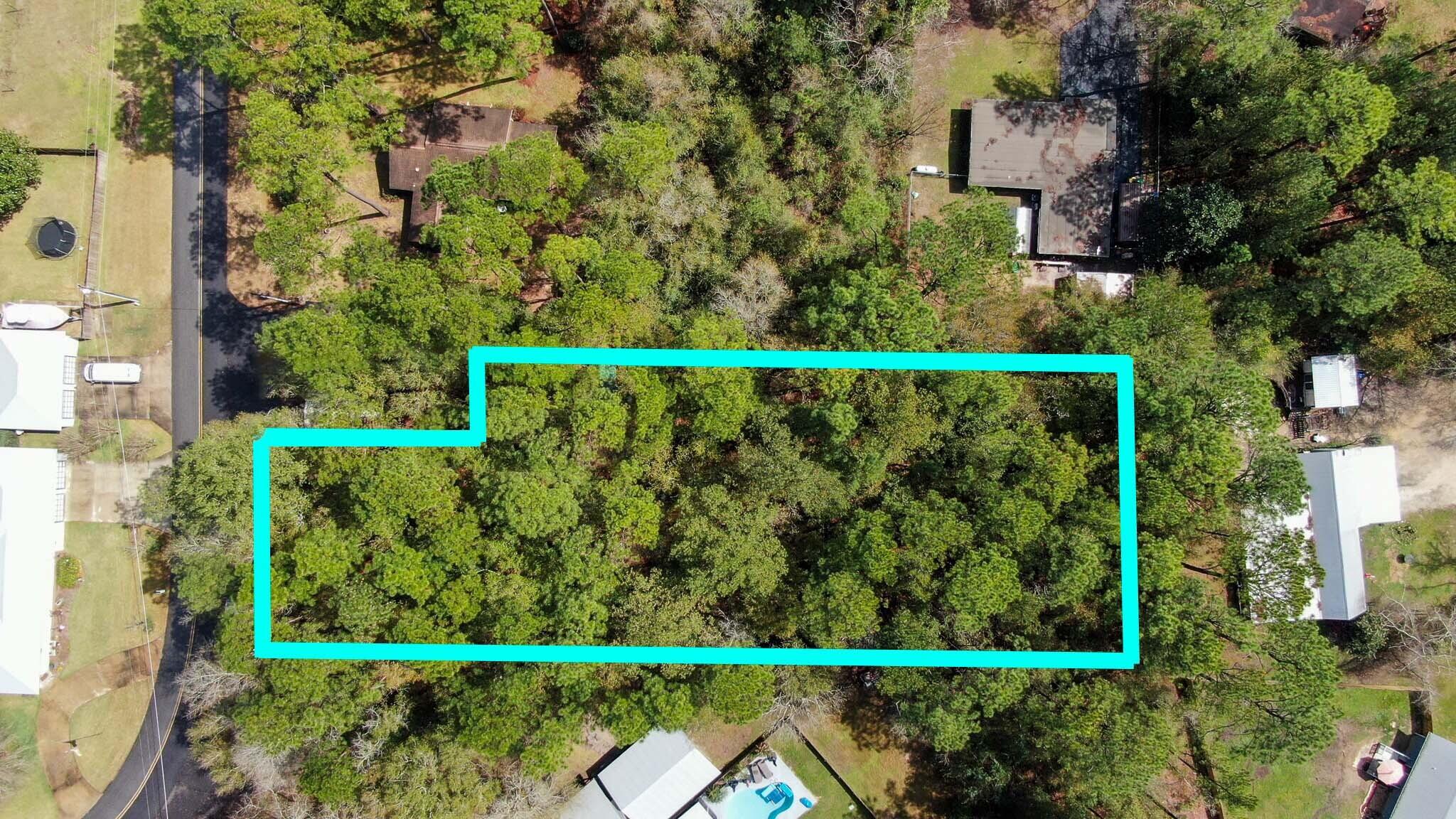 COUNTRY MANOR ESTATES - Land