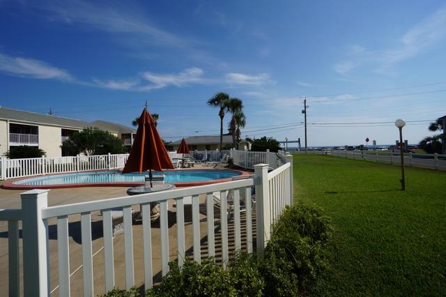 TRADEWIND CONDOS - Residential