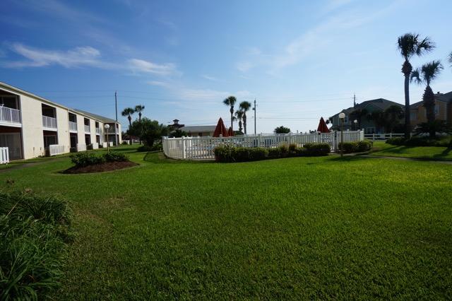 TRADEWIND CONDOS - Residential