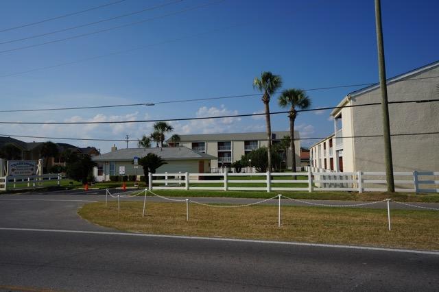 TRADEWIND CONDOS - Residential