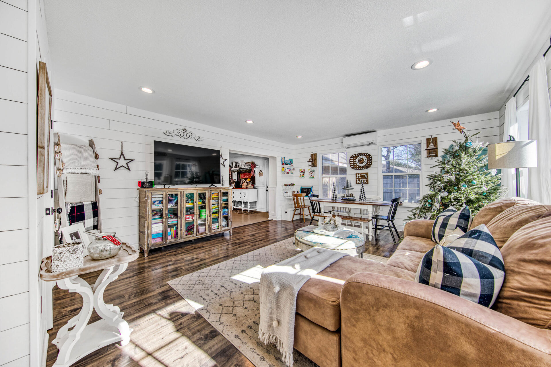 RAINTREE ESTATES - Residential