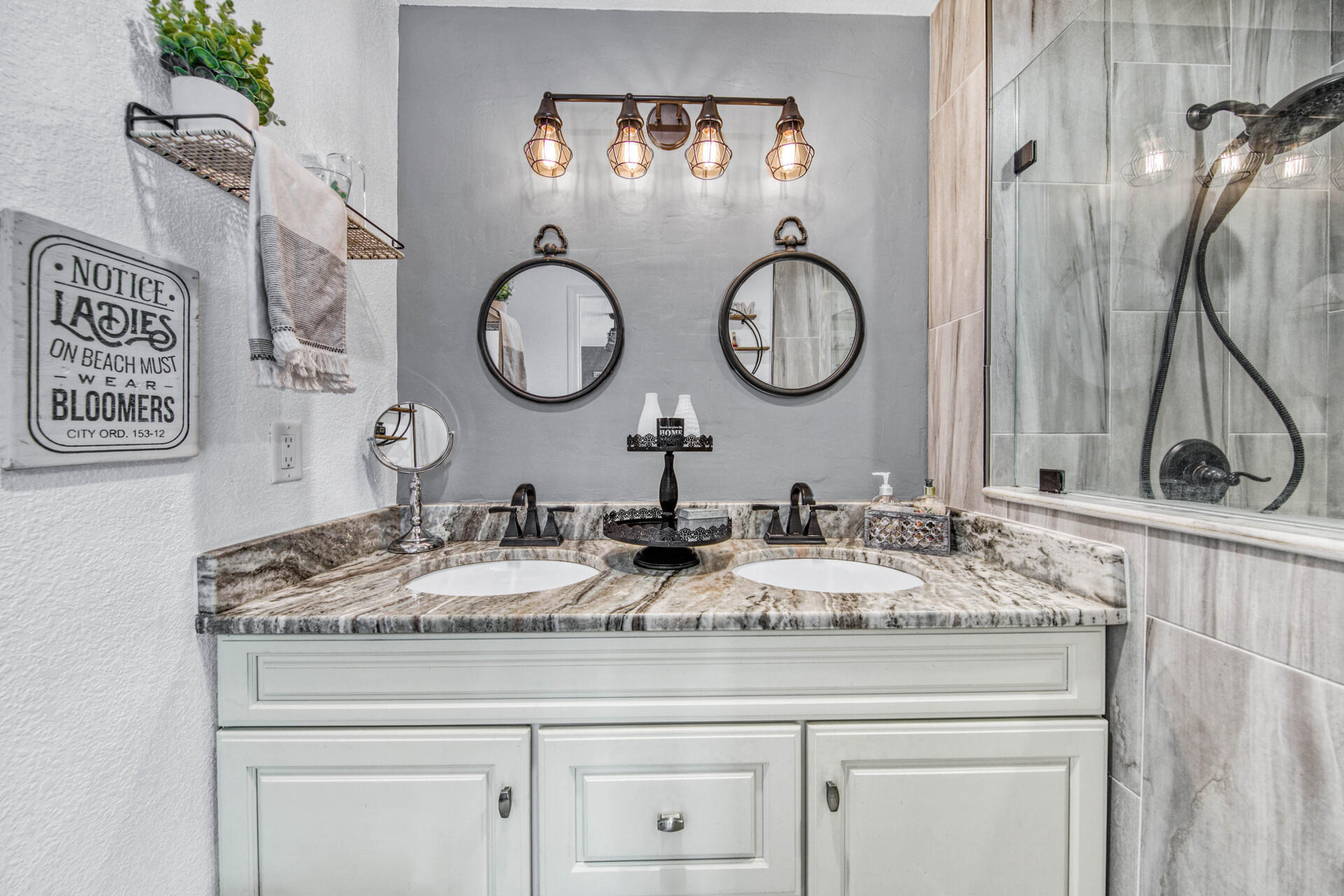 RAINTREE ESTATES - Residential