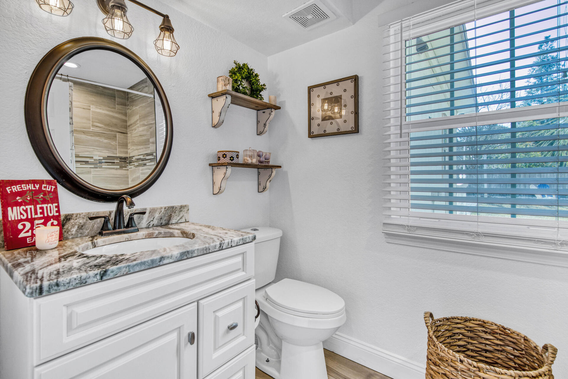 RAINTREE ESTATES - Residential
