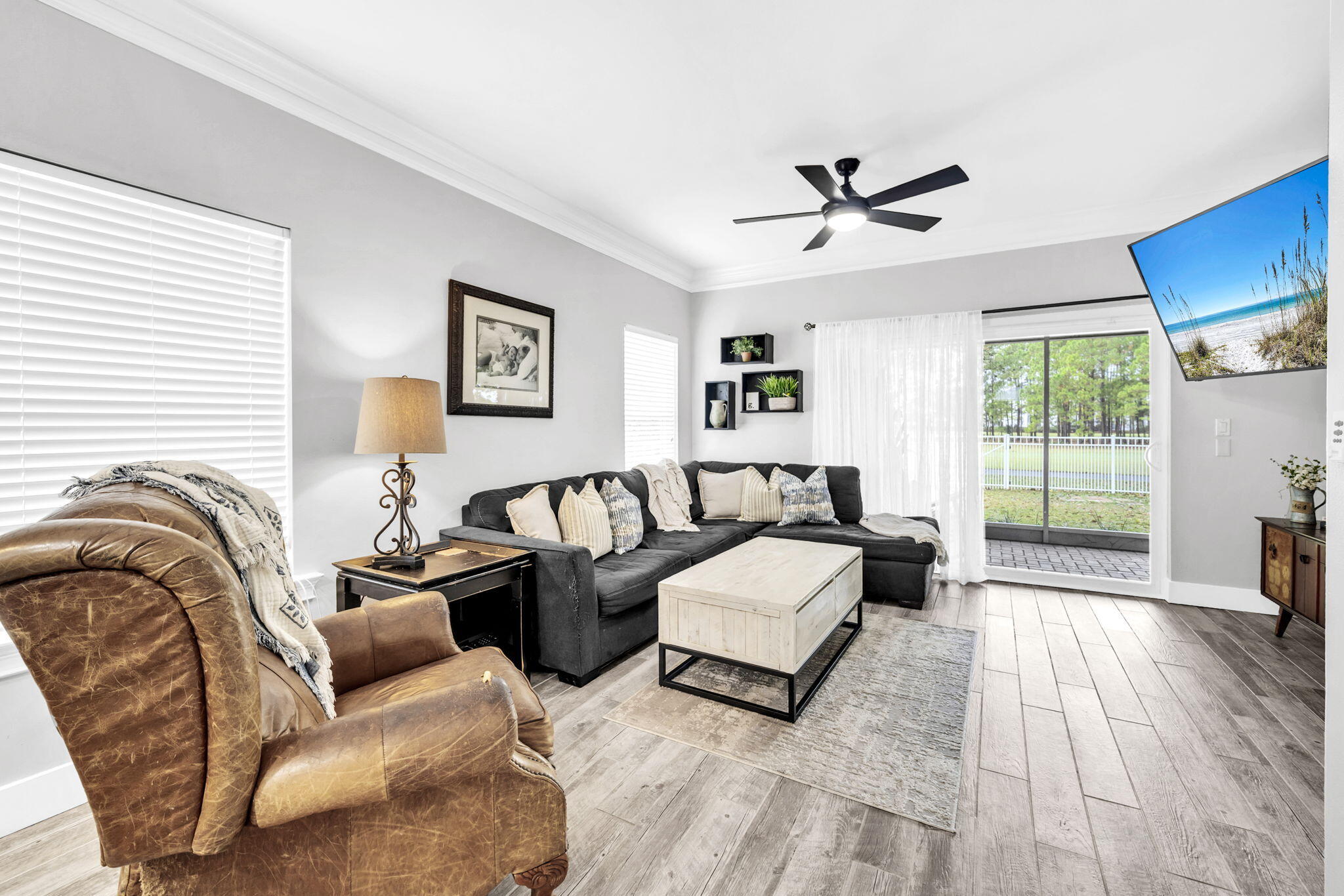 CALUSA BAY S/D - Residential