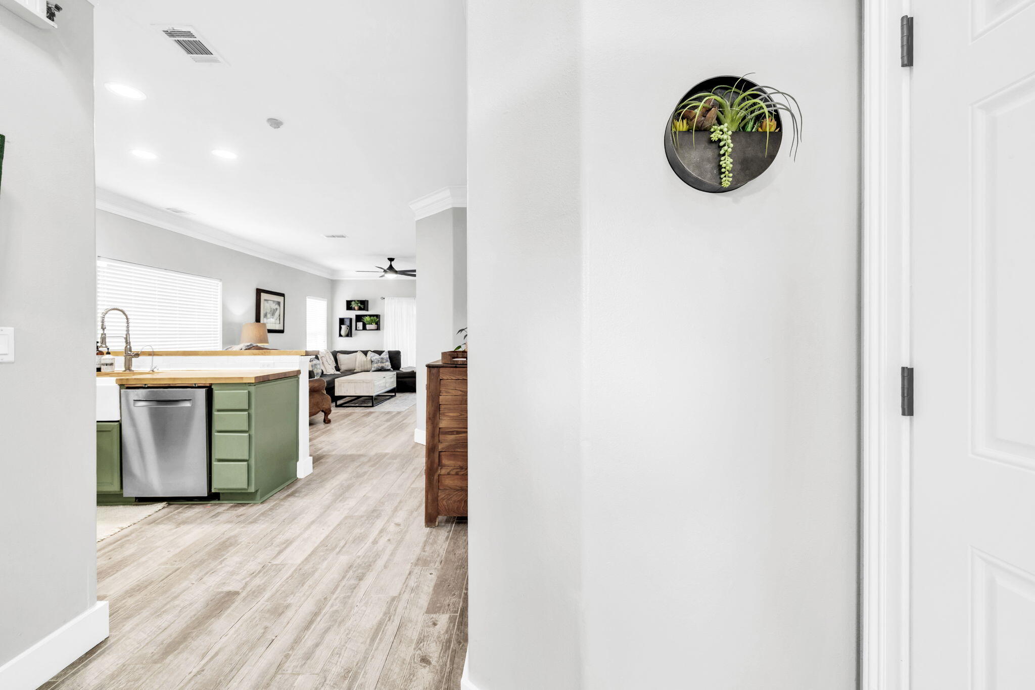 CALUSA BAY S/D - Residential