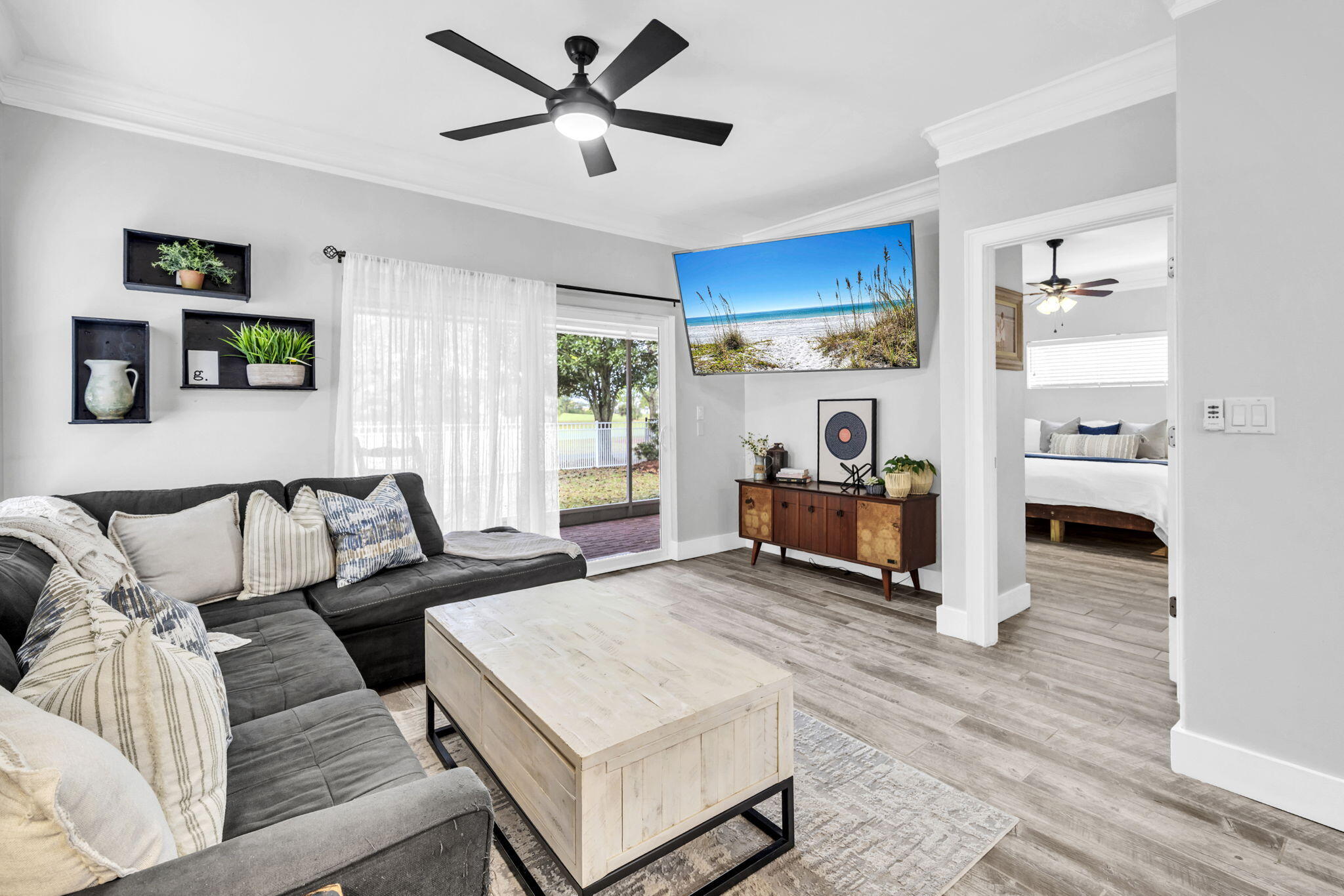 CALUSA BAY S/D - Residential
