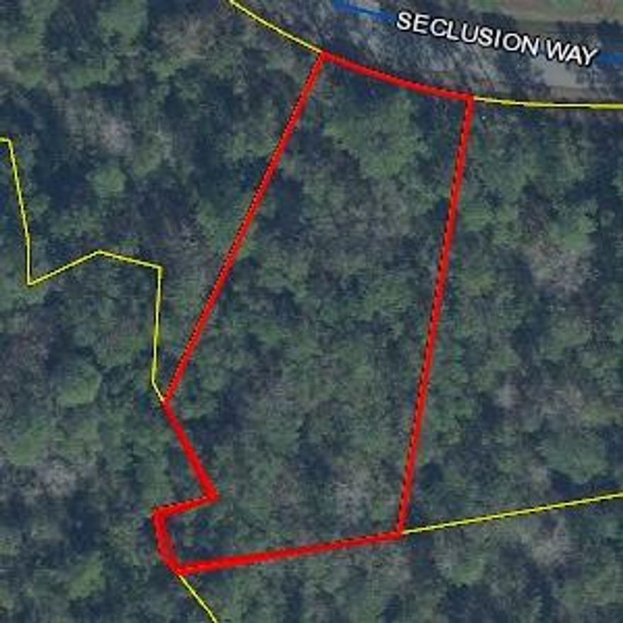 Great opportunity to build the home of your dreams in the gated community of Seclusion Bay in South Walton.   This gated bay front community has 53 estate size lots  and includes a community dock on the Choctawhatchee Bay.  This gated community is a short drive to the Sandestin Golf and Beach Resort and it's shops.  You can also dine and shop closer to home at Grand Boulevard. Conveniently located near Sacred Heart Hospital and Medical Center. All information is deemed to be correct but the buyer should verify all fees and lot dimensions.