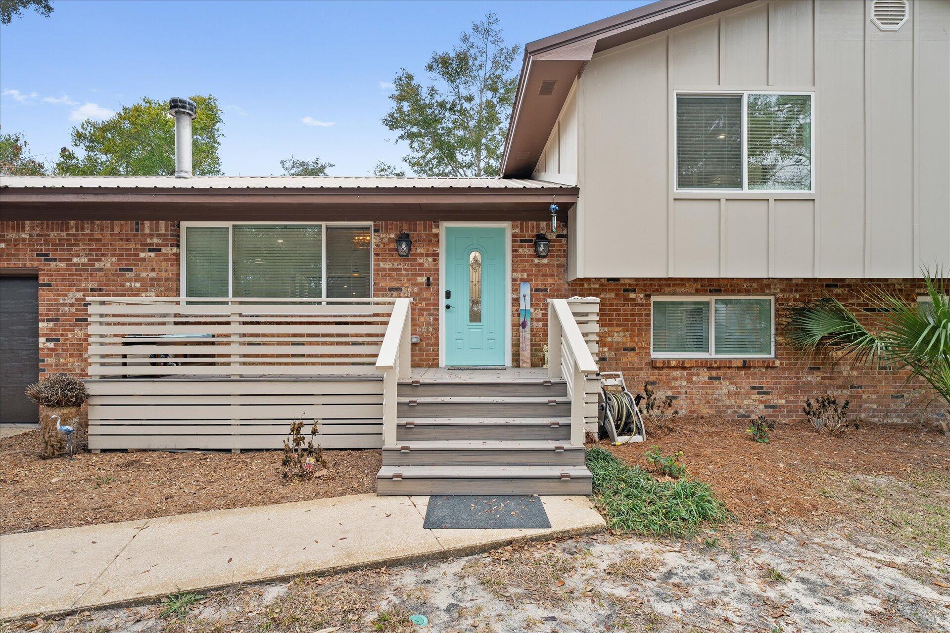 COLONIAL ESTATES - Residential