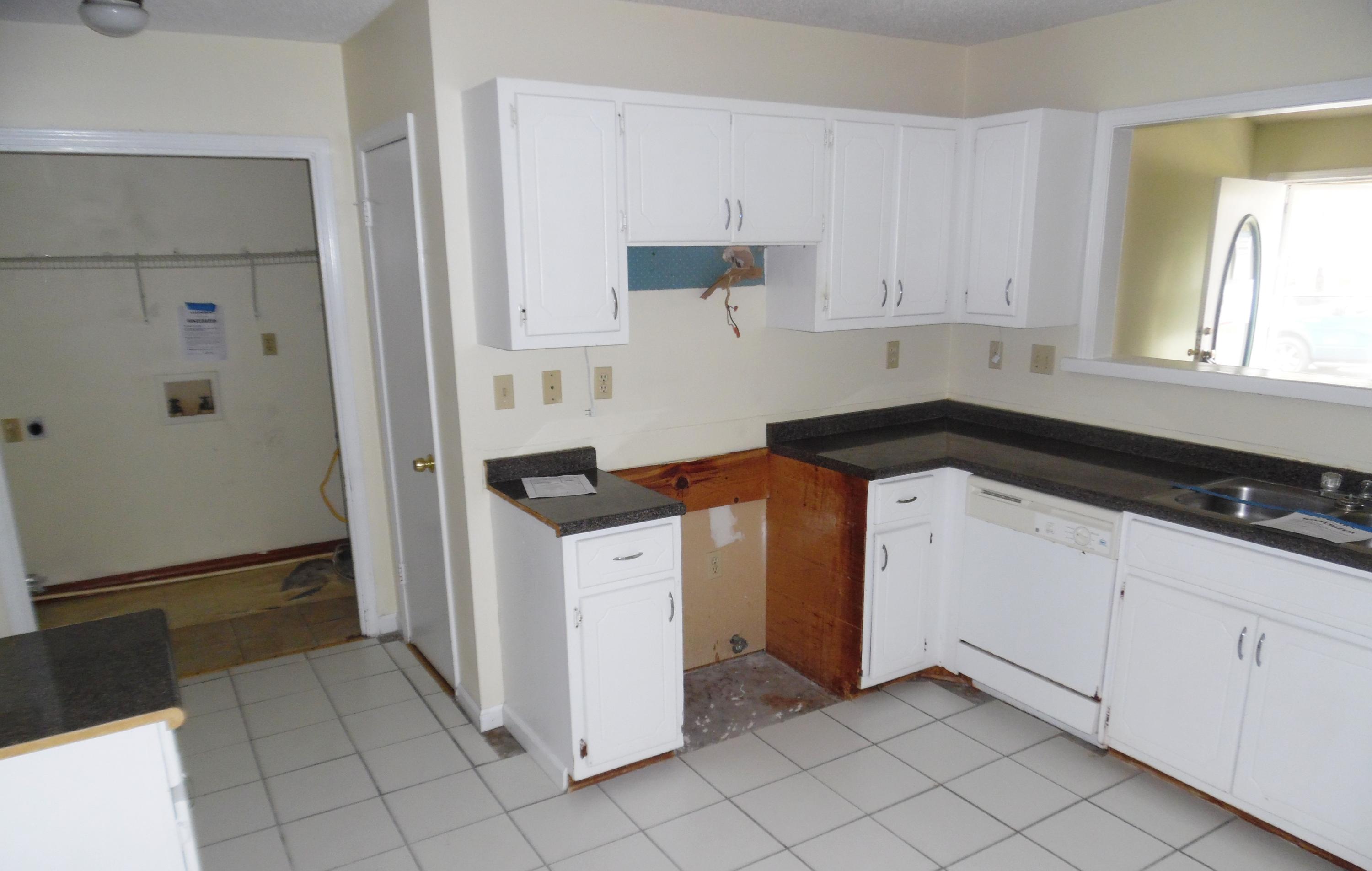 SHOAL TERRACE ESTATES - Residential