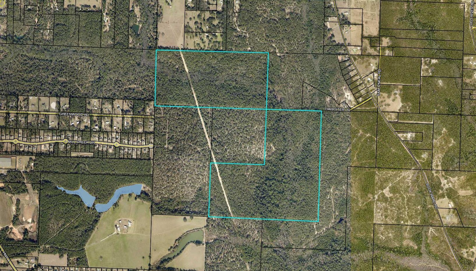 Great recreational tract close to town with all of the features of the country! Wildlife, especially deer and turkey , abound on this parcel. Great creek winds through the property. There is a power easement for hunting and timber. Mineral rights do not convey.