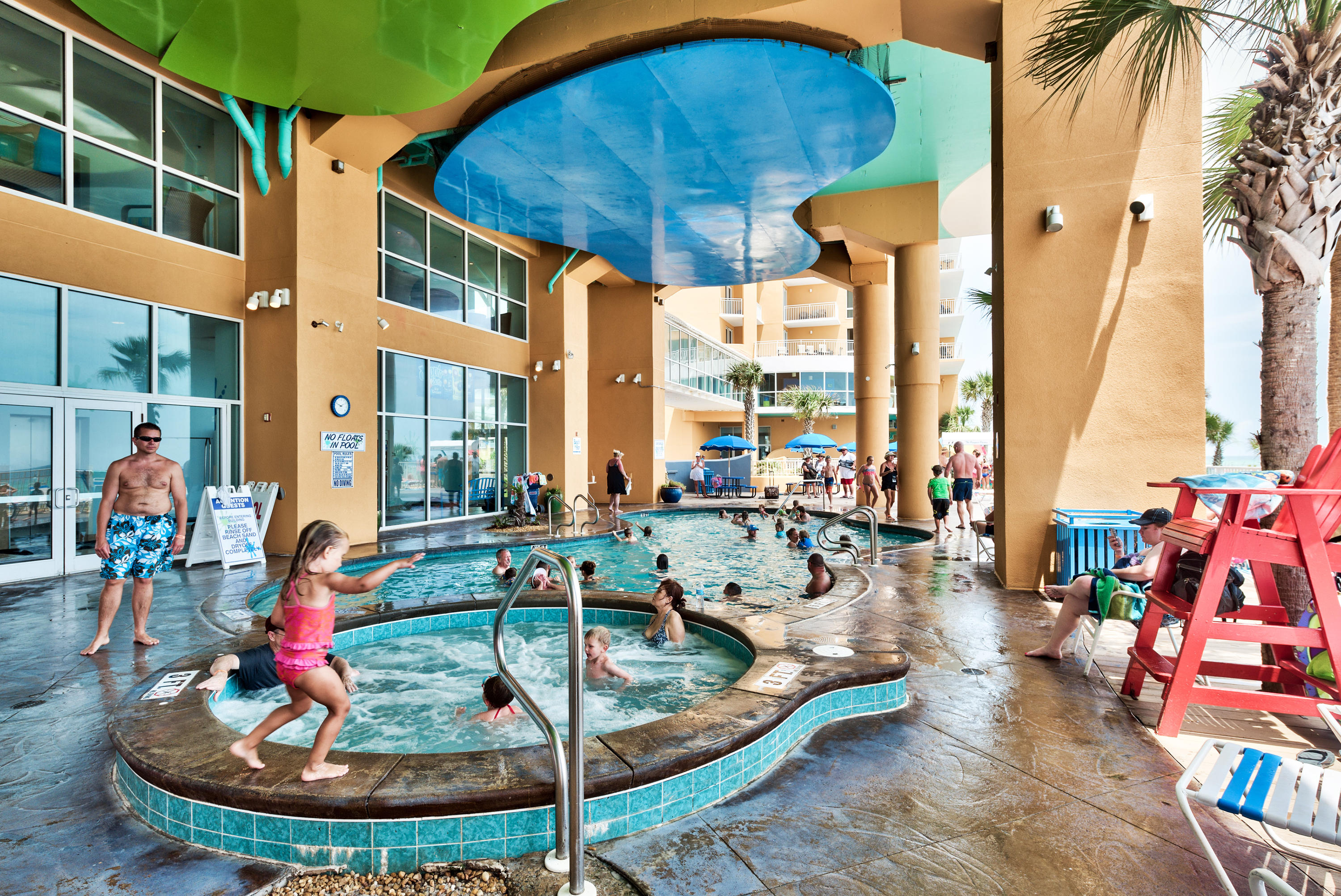 SPLASH CONDO - Residential