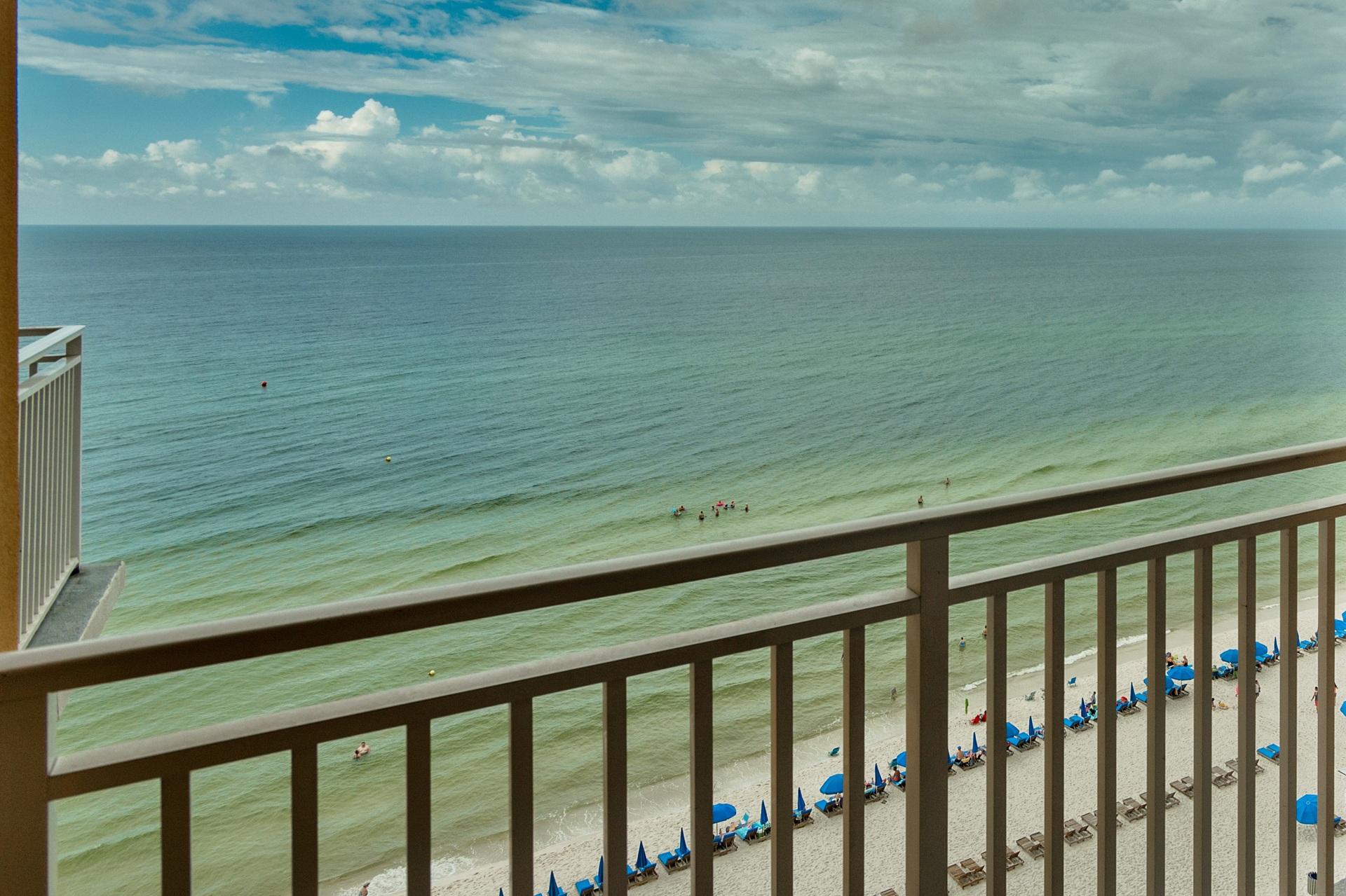 SPLASH CONDO - Residential