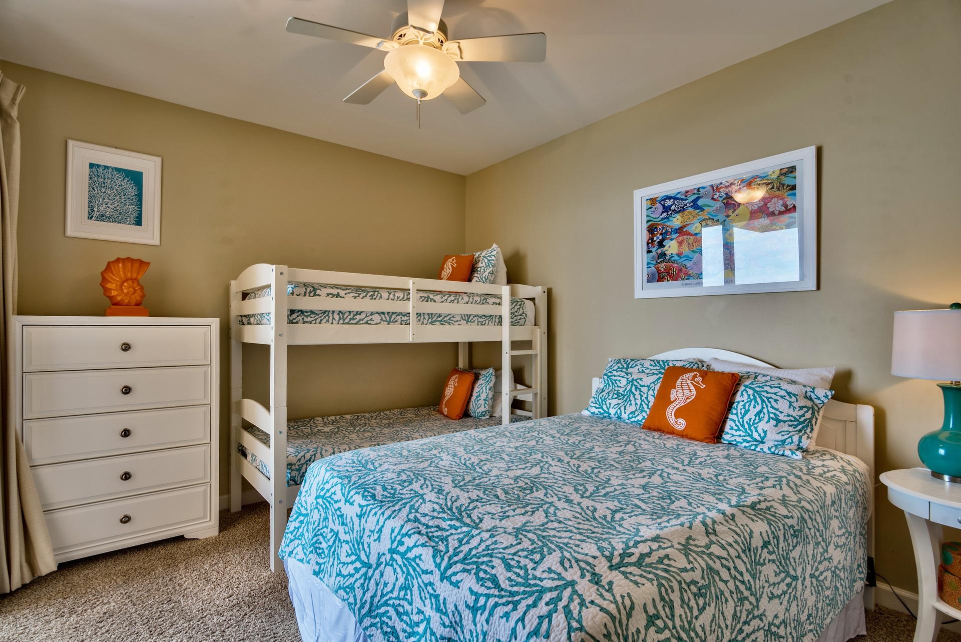 SPLASH CONDO - Residential