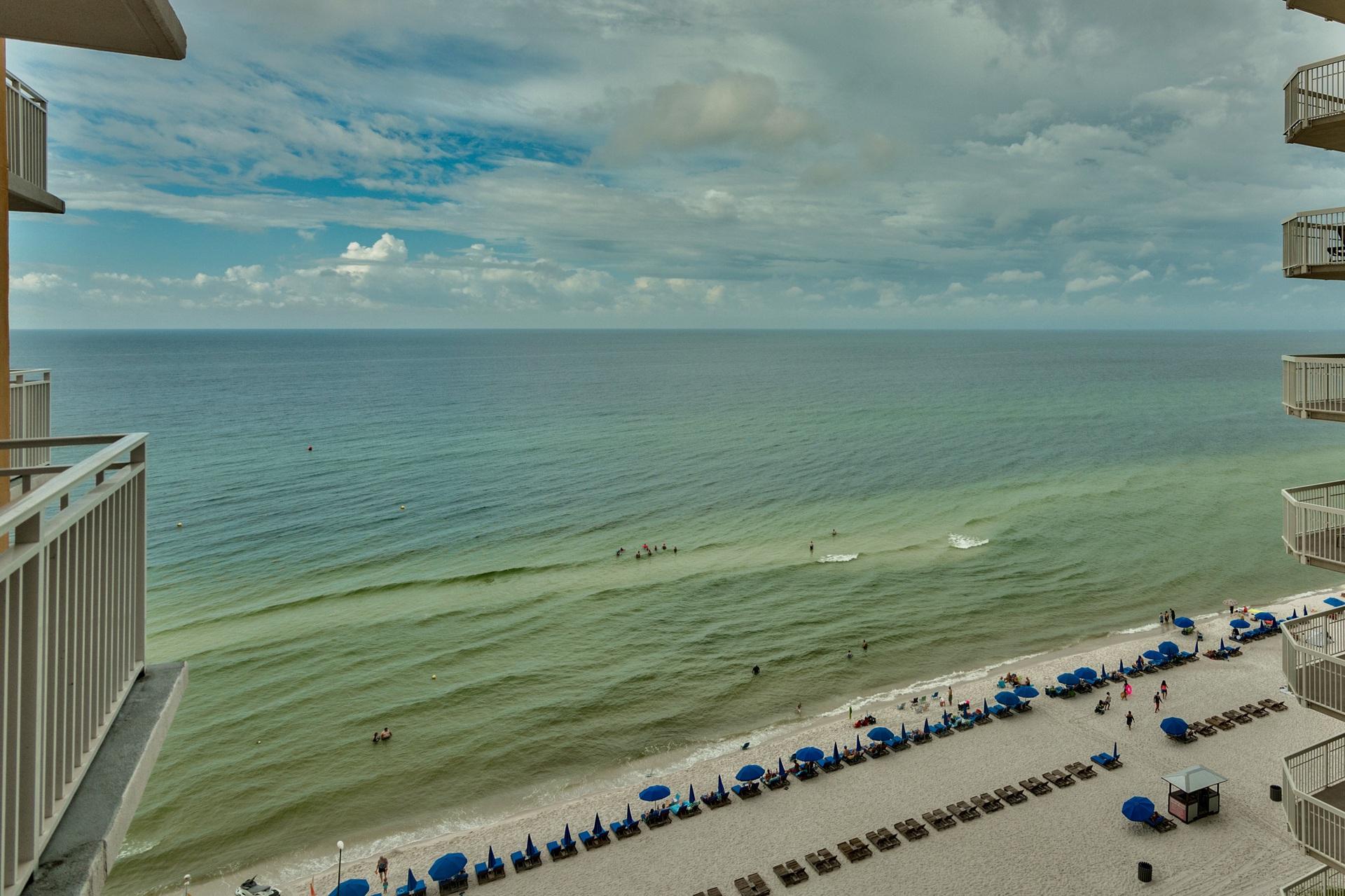 SPLASH CONDO - Residential