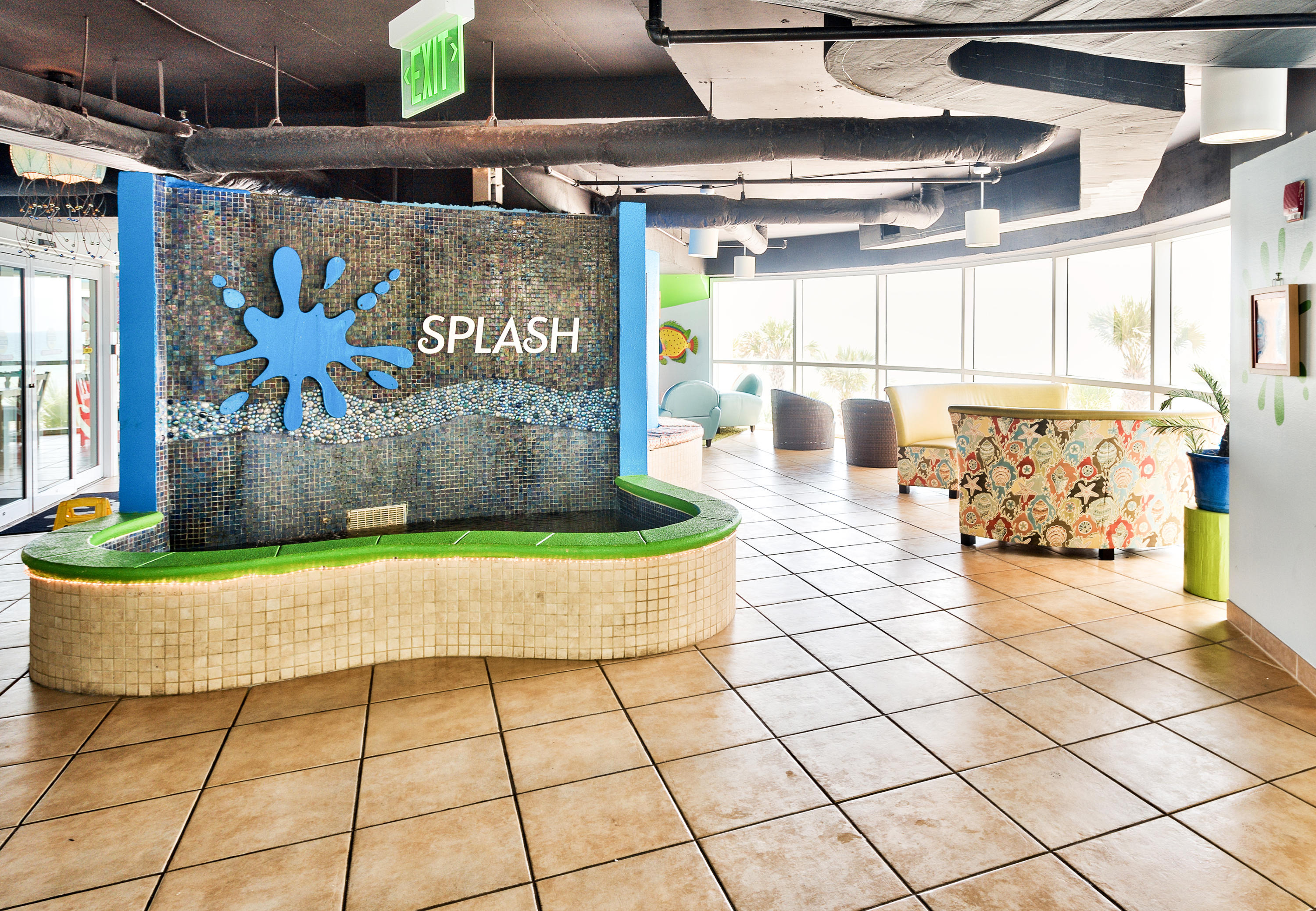 SPLASH CONDO - Residential