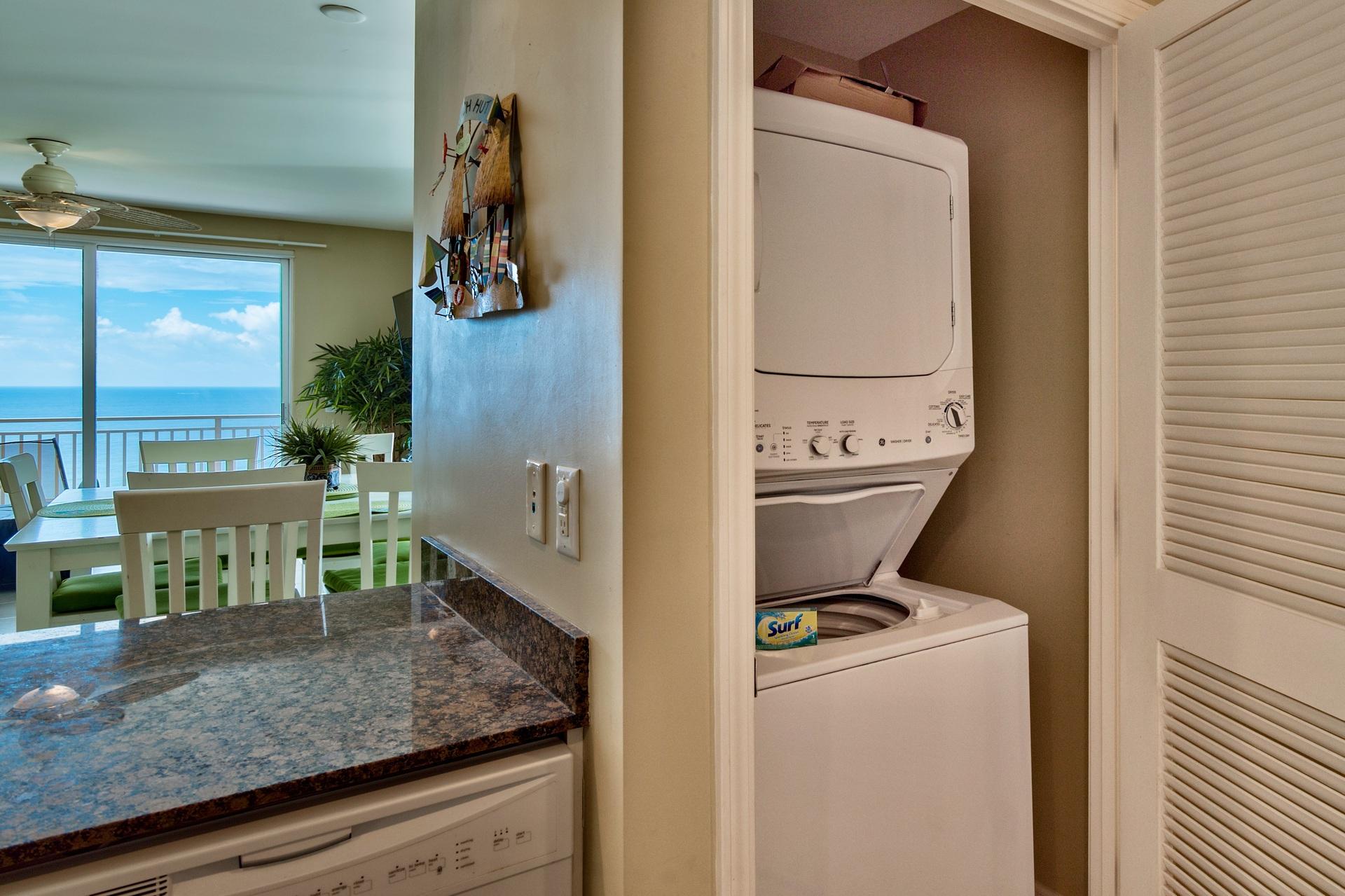 SPLASH CONDO - Residential