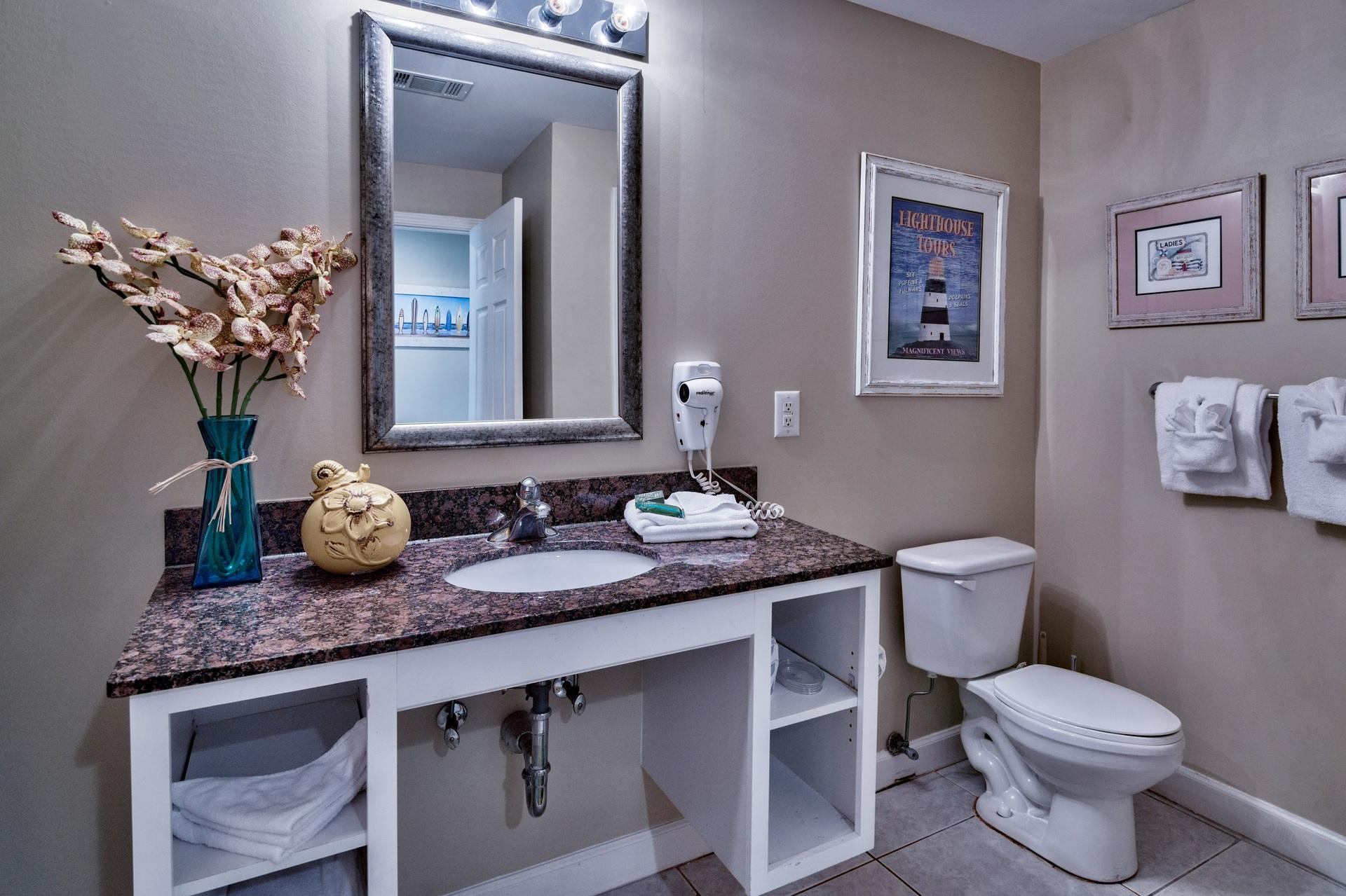 SPLASH CONDO - Residential