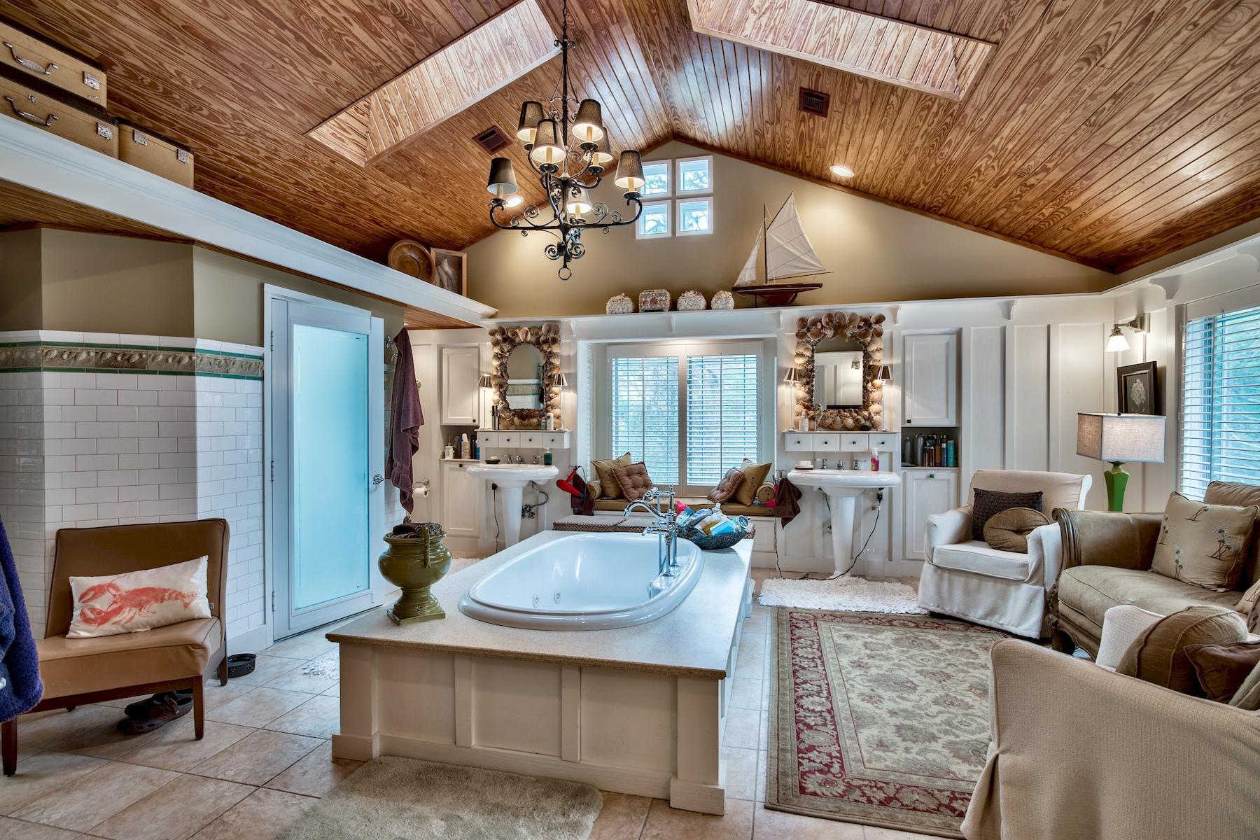 BANNERMAN BEACH ESTATES - Residential