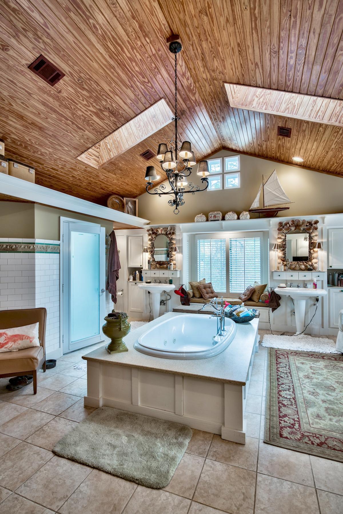 BANNERMAN BEACH ESTATES - Residential