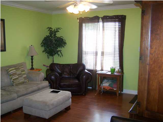 SHAY LIN TOWNHOMES - Residential