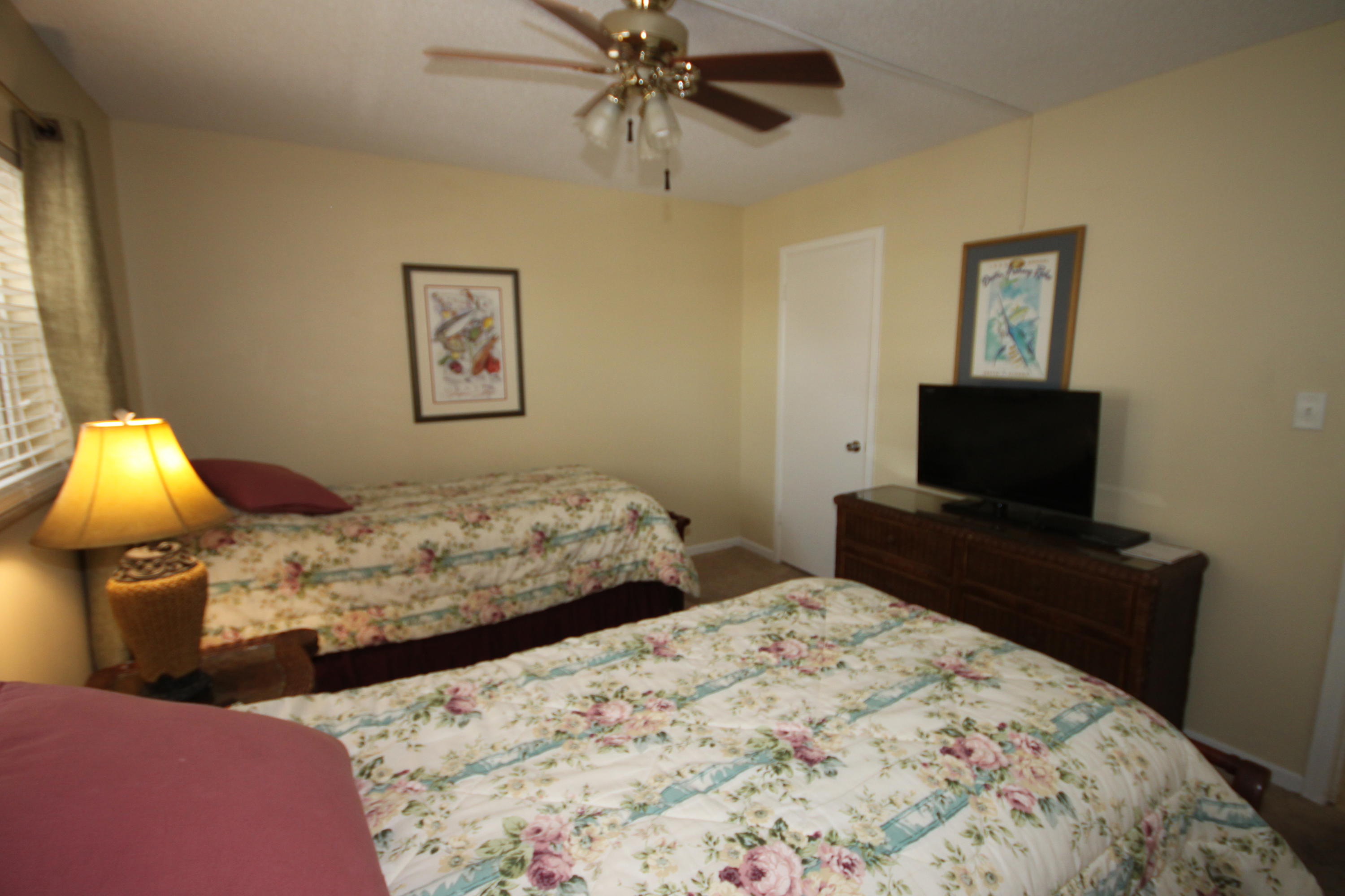 EL MATADOR CONDO - Residential